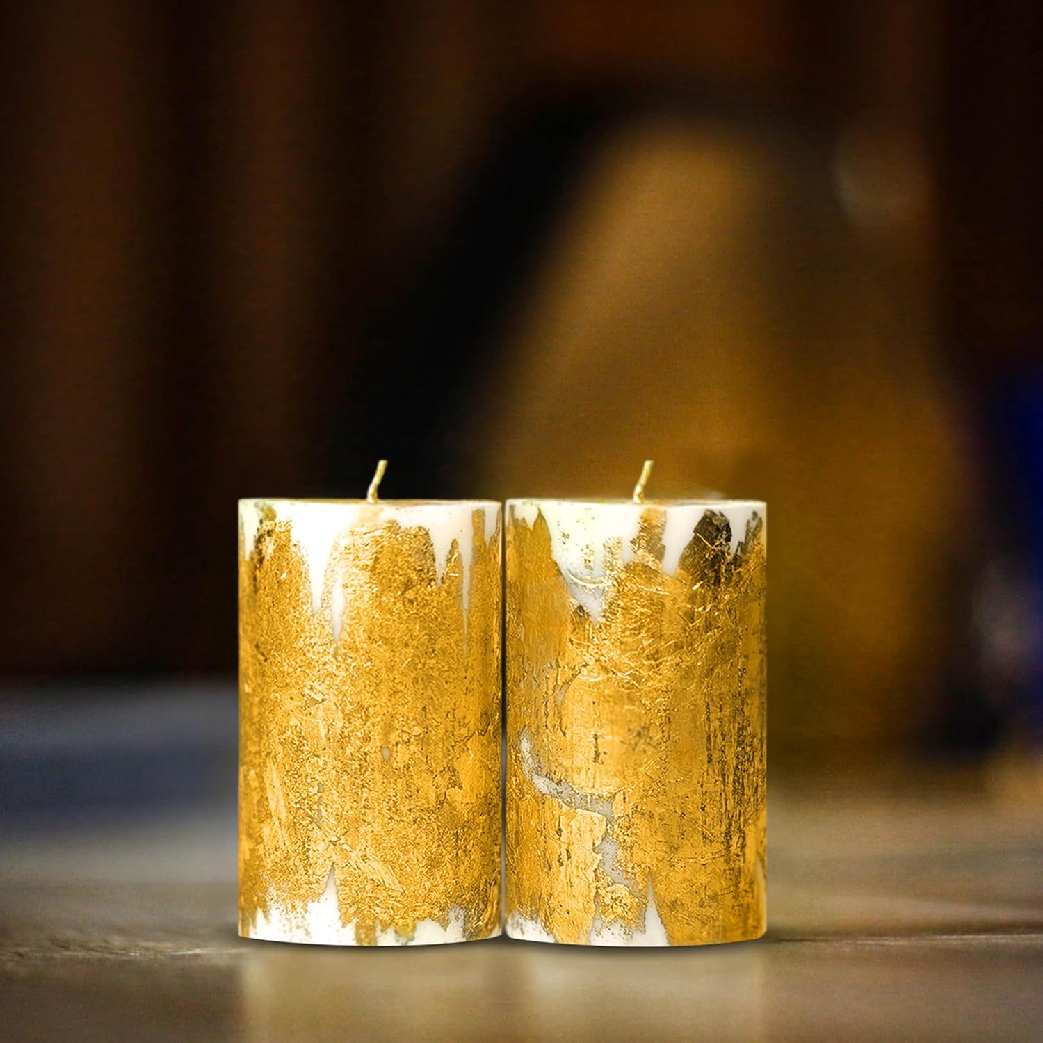 Apexor 2‑Pack Gold Foil Pillar Candles &ndash; Lavender Scented, Dripless White Candles for Home D&eacute;cor, Weddings & Gifts image number 4