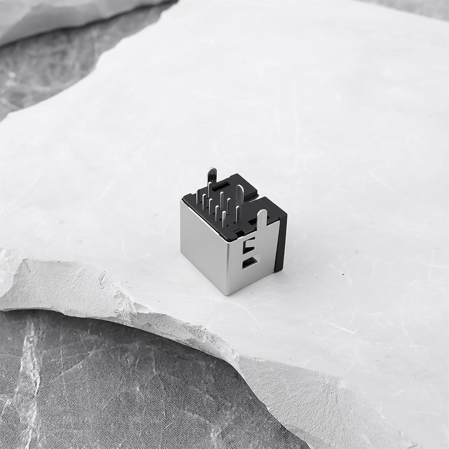 6Pcs 9Pin Game Console AV Port Compatible with Sega Genesis Mega Drive 2