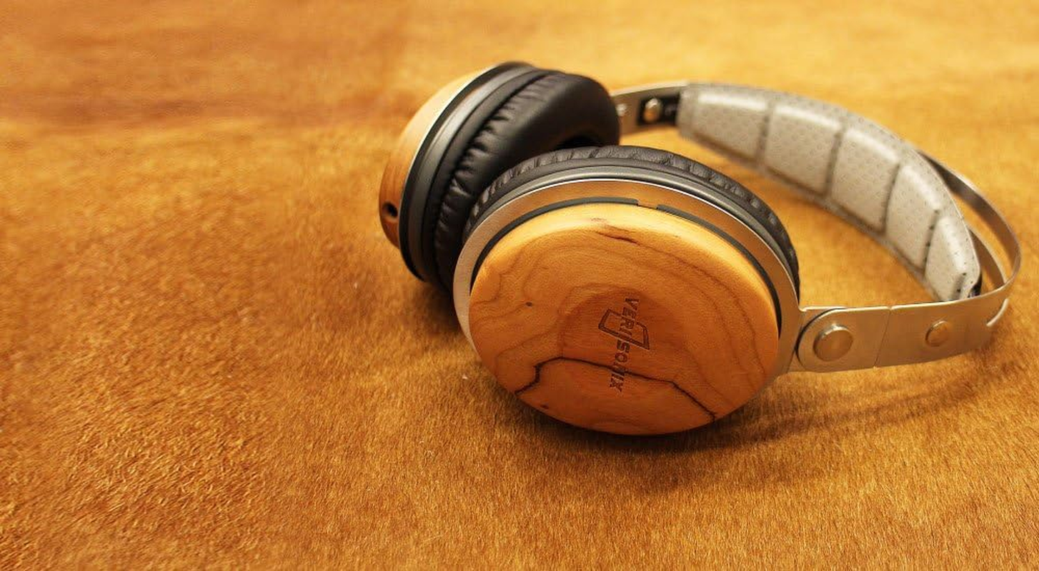 Verisonix Hybrid Electrostatic Headphones Cherry Wood N500 image number 1