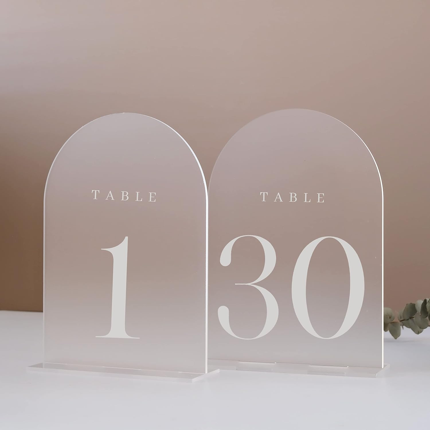 JINMURY Frosted Arch Table Numbers for Wedding,20 Pack 5X7'' Frosted Arch Acrylic Table Signs with Holder Acrylic Table Numbers 1-20,Perfect for Wedding Table Centerpiece Decoration,(Yoji-22108029)