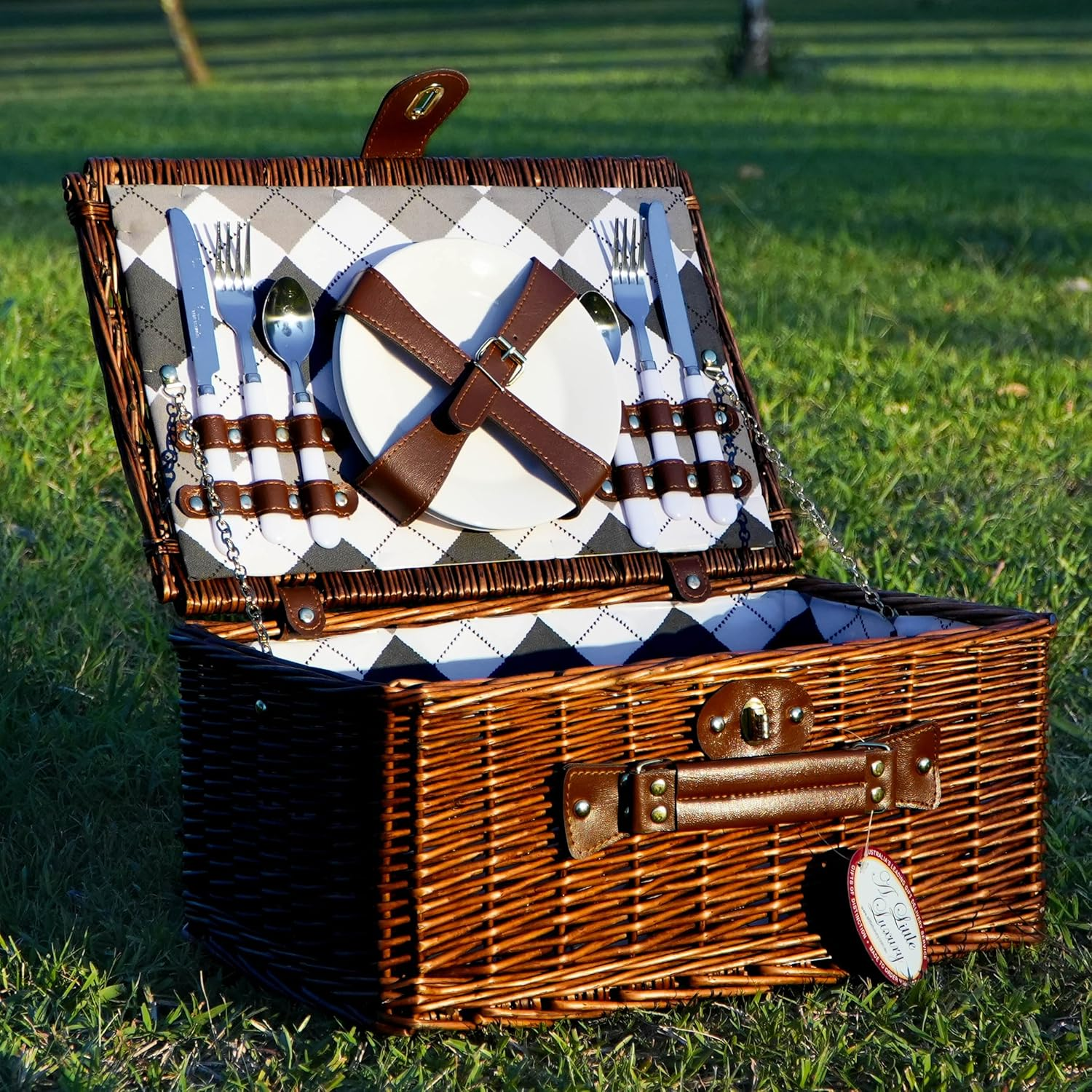 Newbury Two Person Picnic Basket