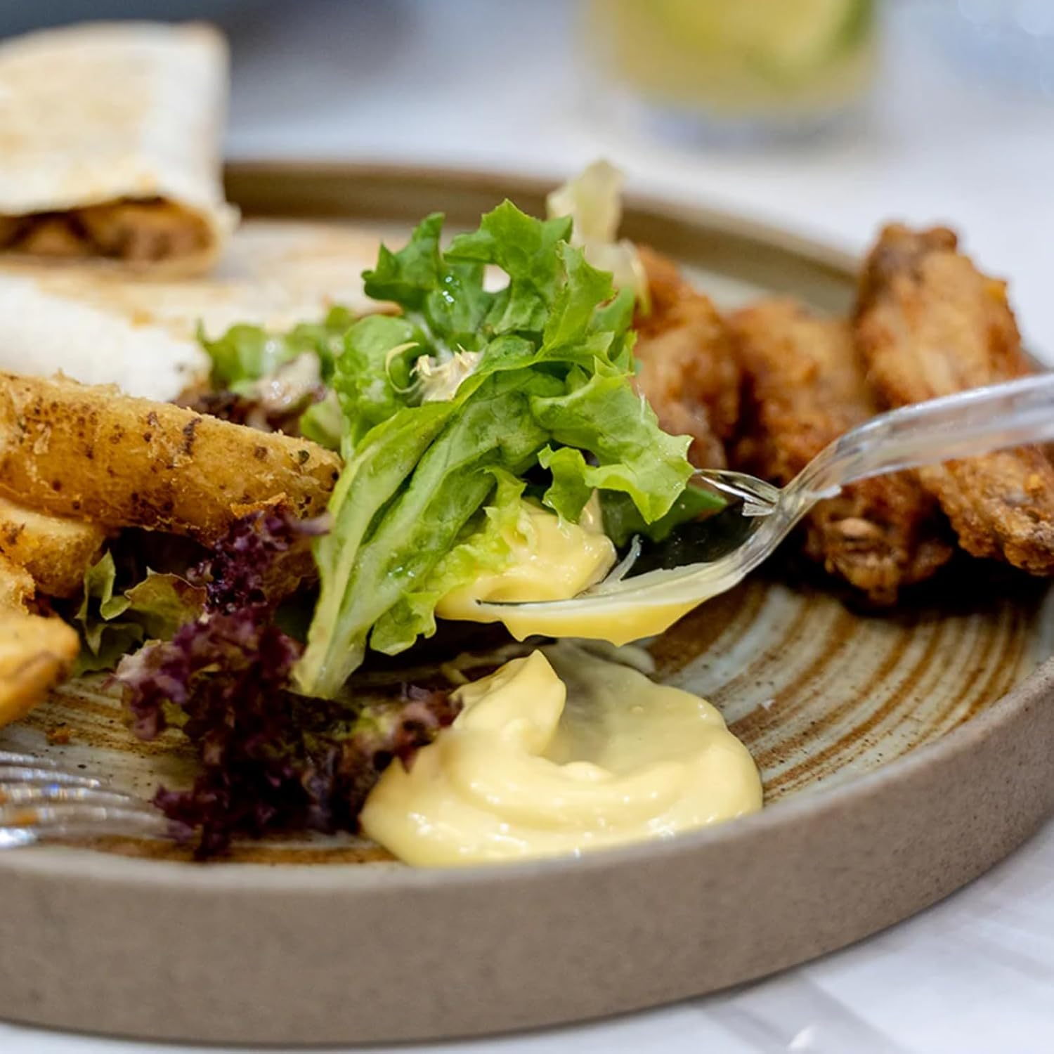 Reusable Plastic Dessert Spoons, Heavy Duty Reusable Spoons Hand Washable, Cutlery Tablespoon, Plastic Cutlery for Parties and Basic Everyday Tableware and Dinnerware Pack of 50 (Clear) image number 4