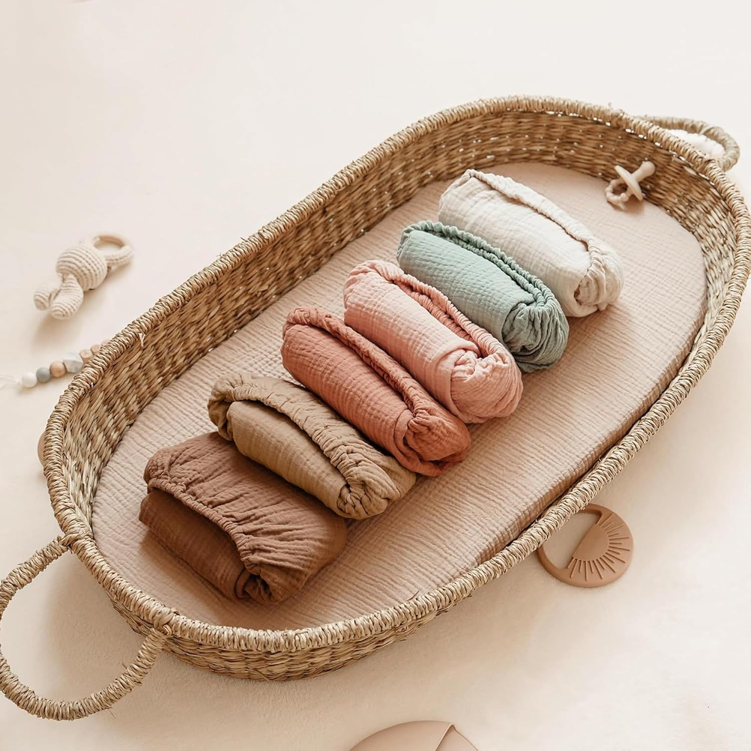 Konssy 2 Pack Muslin Fitted Bassinet Sheets for Baby Girl Boy, Soft Breathable Baby Bassinet Sheets Fit for Bassinets, Cradle, Moses Basket Oval Rectangle Pad/Mattress (Peach,Floral) image number 4