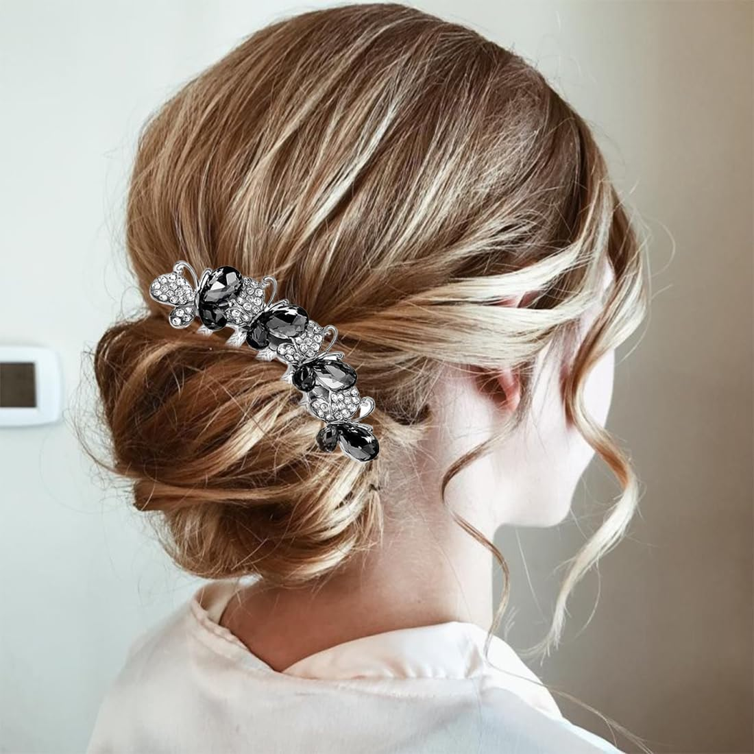 LYQNIHOB Hair Combs Pack of 1 with Rhinestones, Butterflies and Flowers - Accessories for Women and Girls, Ideal Gifts for Bridal Hairstyle, Elegant Hair Side Combs with Sparkling Details image number 3