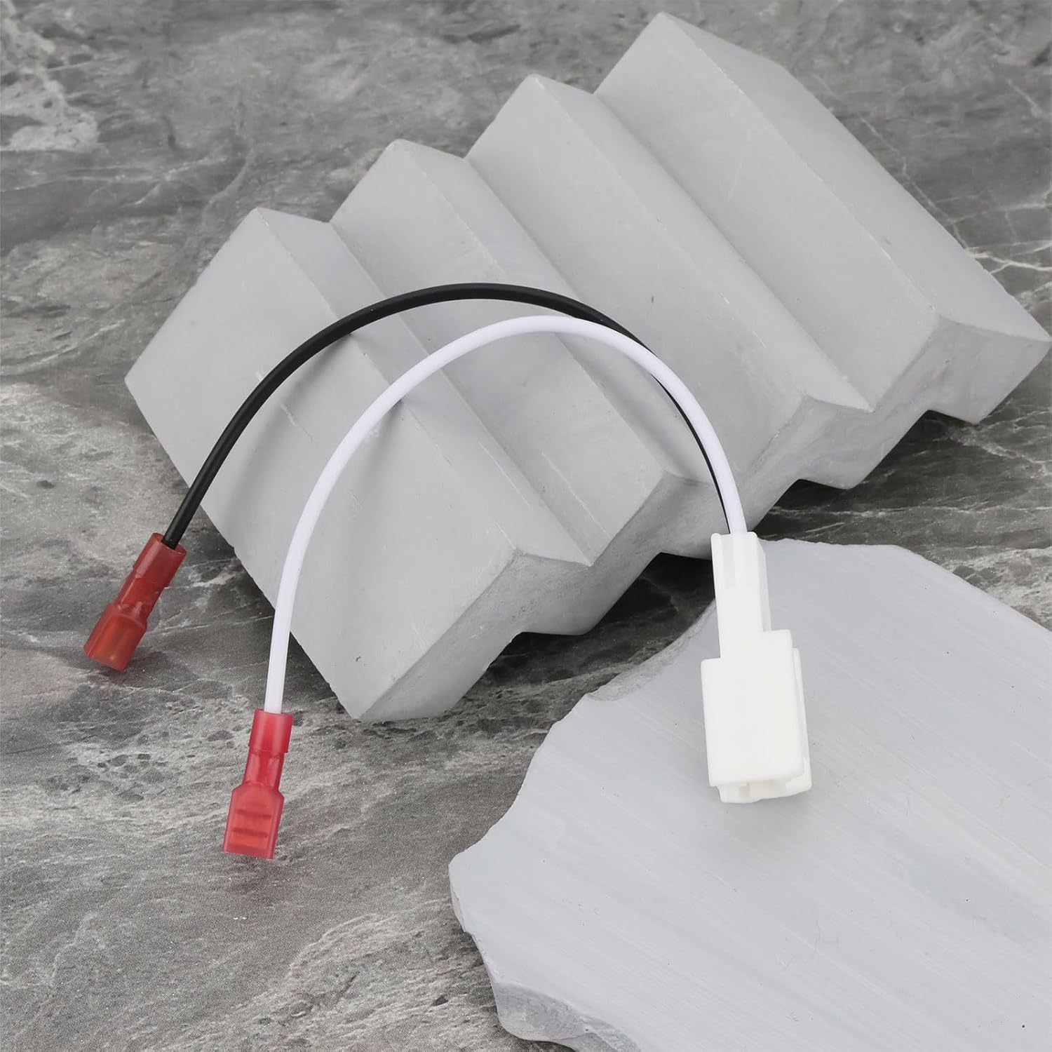 Emsea 2Pcs Speaker Wire Harness Compatible with Toyota 2018-2022 Dash Tweeter Speaker Harness Compatible with Lexus 2014-2017 image number 1