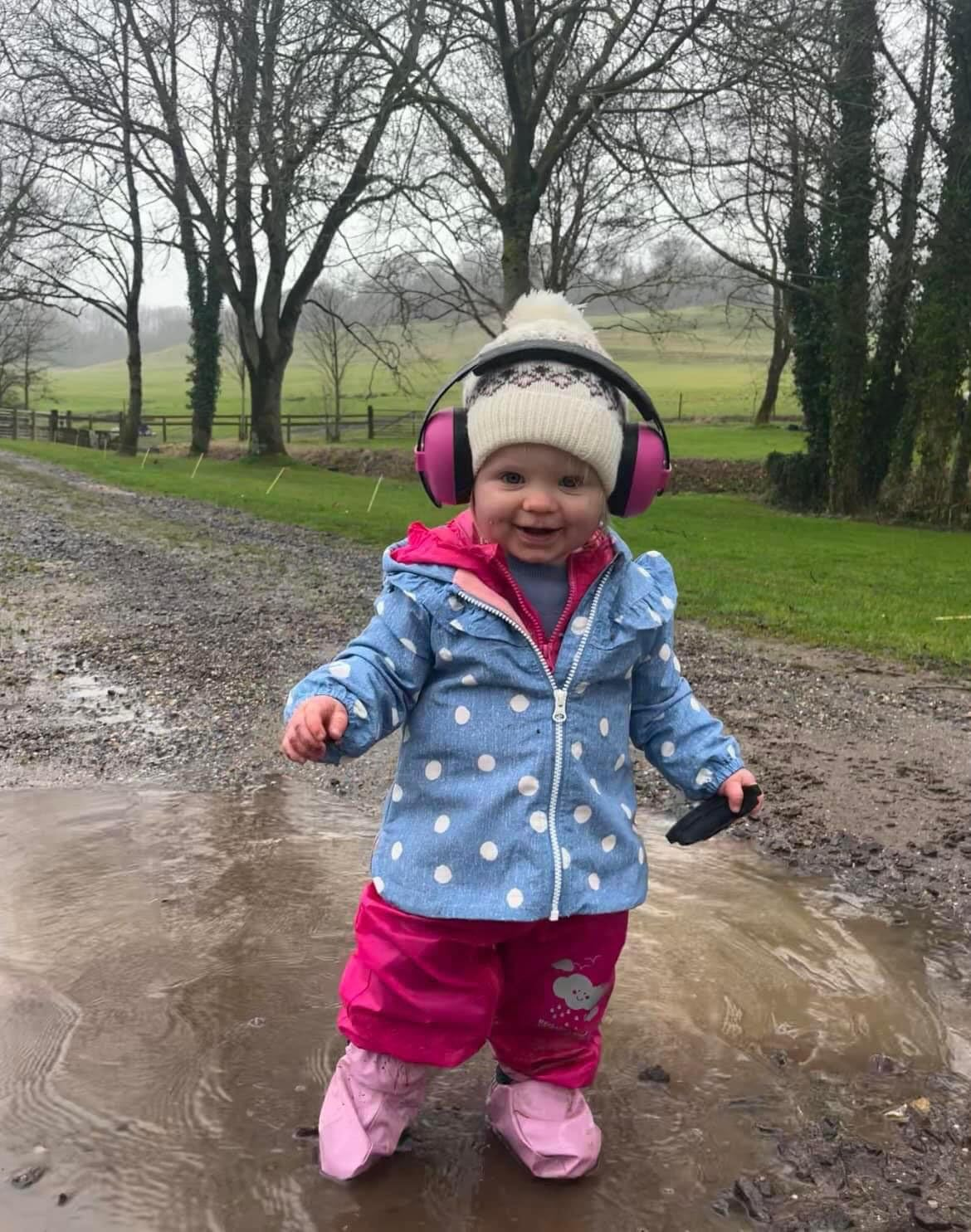 BANZ Baby Earmuffs Infant Hearing Protection image number 1