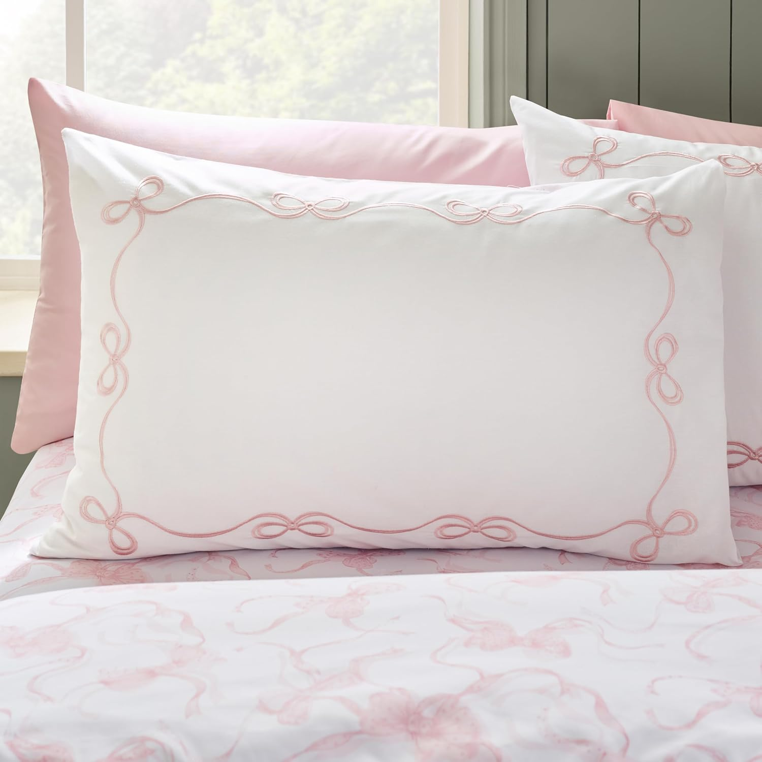 Catherine Lansfield Bow Embroidery King Duvet Cover Set with Pillowcases White/Pink image number 4