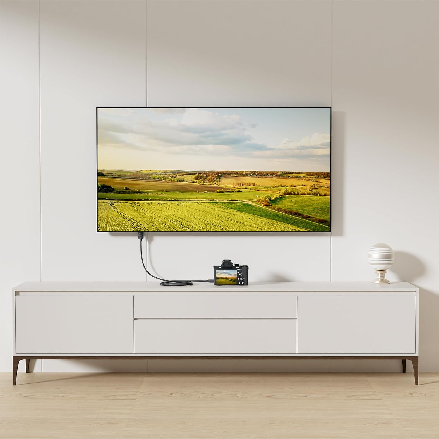 Amazon Basics Flexible and Durable Micro HDMI Cable (18Gpbs, 4K/60Hz) - 1.8 Meters, Black