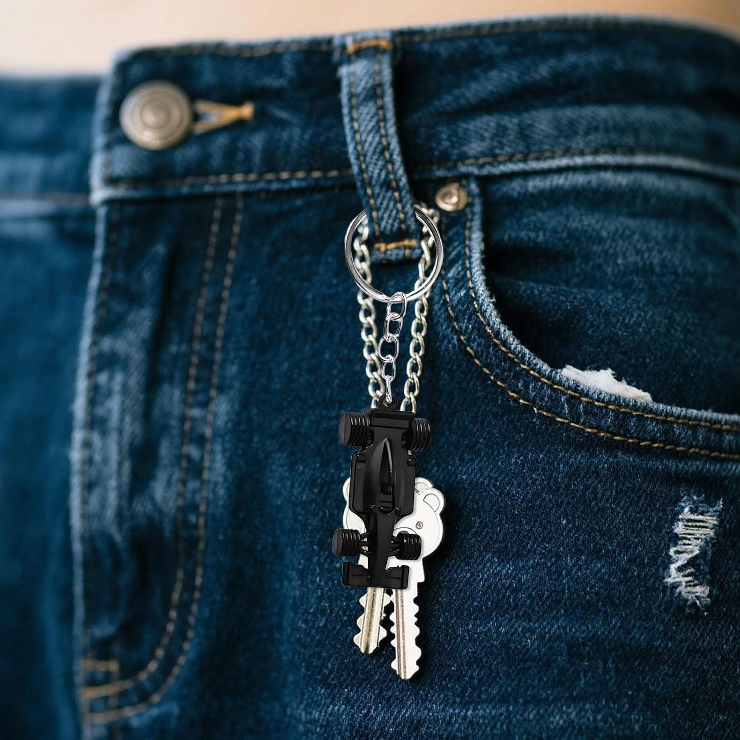 3 Pcs Keychains, F1 Solid and Durable Keyring, Formula One Racing Car Key Chain, Metal Keychain Accessories, Special Gifts for Father'S Day, Birthdays, Racing Fans, Christmas and Thanksgiving image number 3