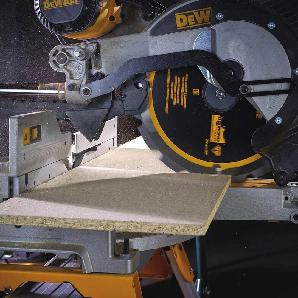 DEWALT Fibre Cement Circular Saw Blade DT1471 (Saw Blade Diameter: 165/20 Mm, 4 Teeth, Tooth Angle: 12&deg;, Specifically Developed for Fibre Cement Panels and Laminate) 1 Piece image number 3
