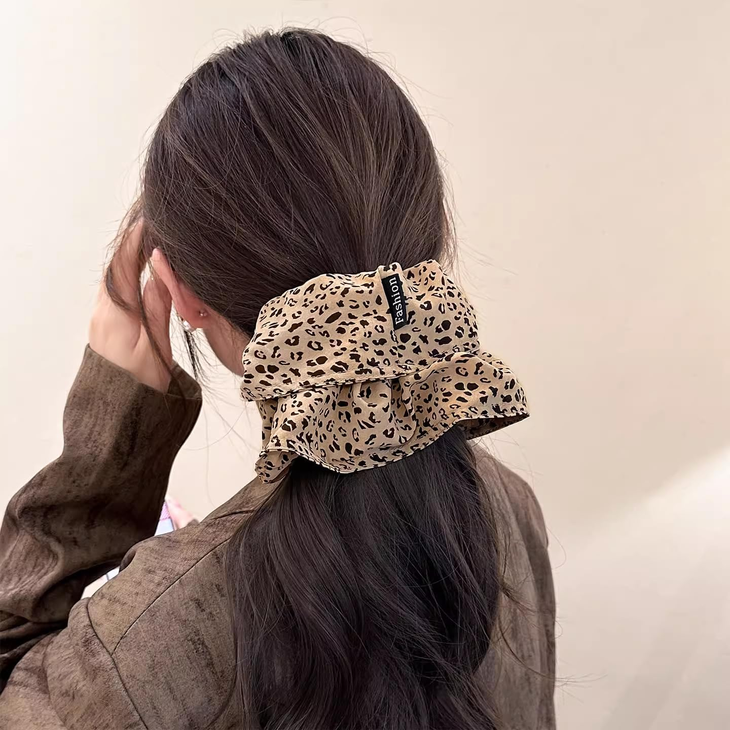 BSLVWG Leopard Print Hair Ties for Women and Girls Hair Ties Cheetah Print Elastic Hair Ties Ponytail Holders Soft Hair Ties for Long Thick Hair Accessories 2 Pack image number 4