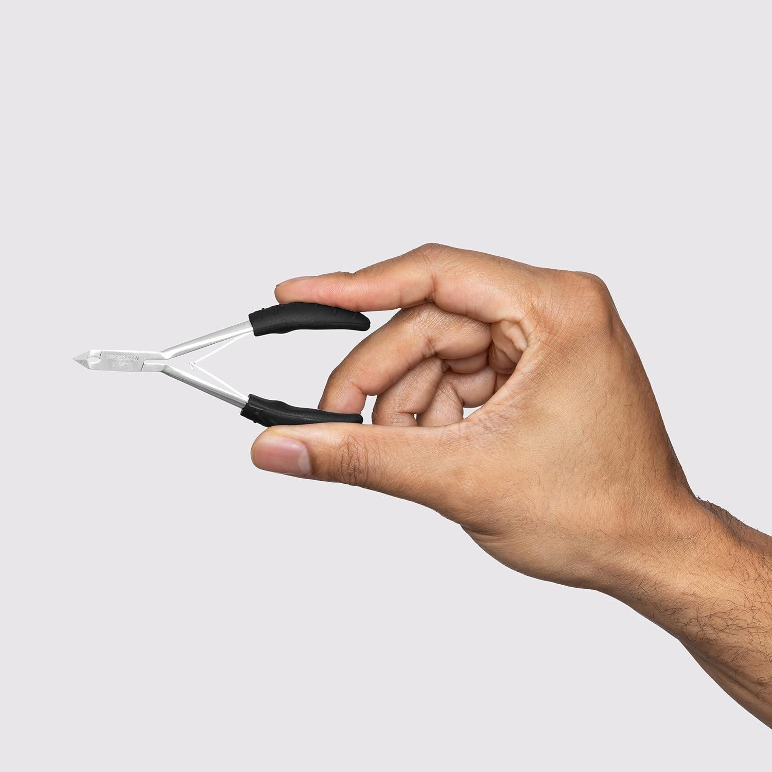 Tweezerman Great Grip Cuticle Nipper image number 6