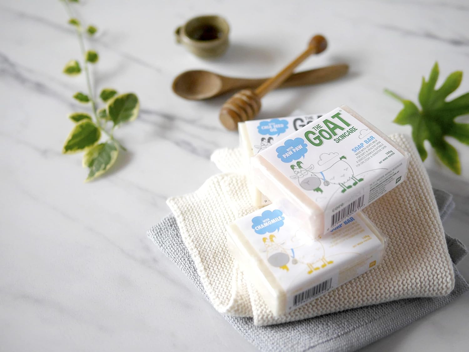 The Goat Skincare Soap Bar with Chamomile Extract 100G image number 2