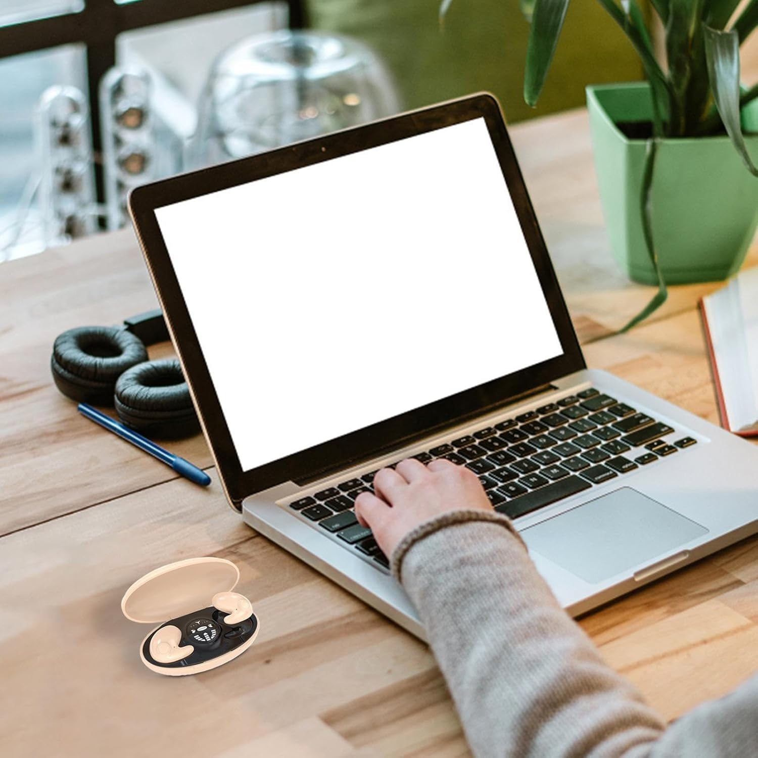 1 Set Wireless Invisible Earbuds - Invisible in Ear Headphones, Wireless Flat Earbuds | Sleep Headphones with Microphone, Comfortable Touch Control Ear Buds for Sleeping Small Ear Canals image number 6