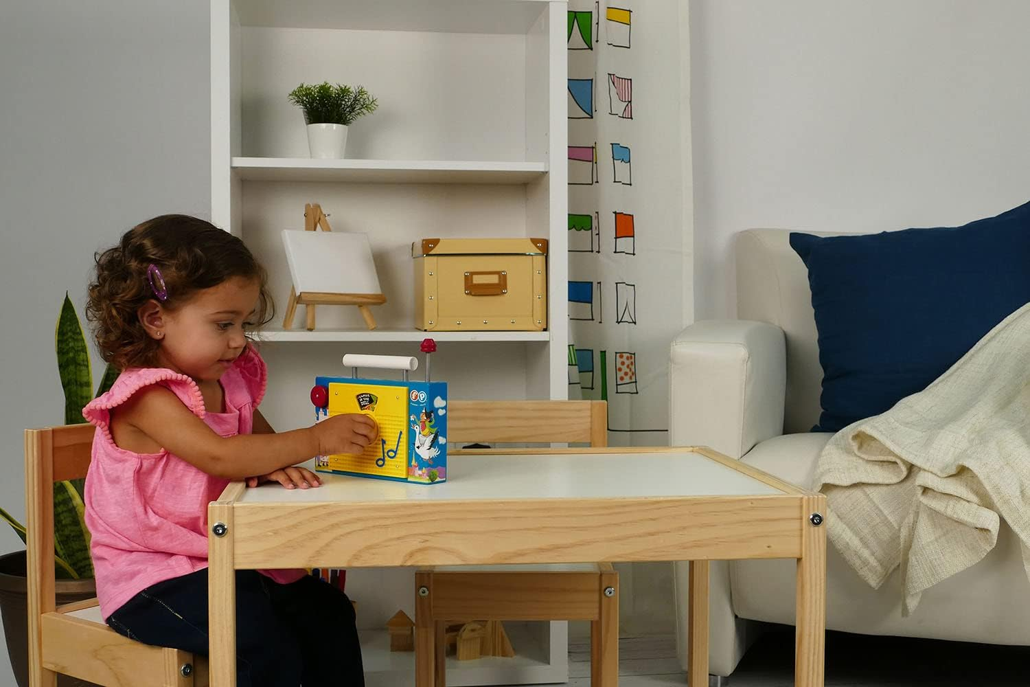 Fisher Price Classic TV Radio image number 3