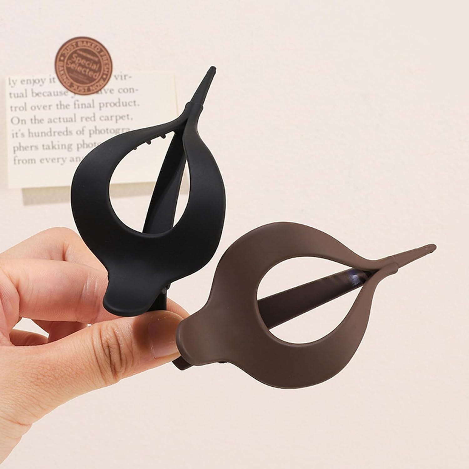 4 Pcs Curved Design Hair Clips,Matte Flat Claw Hair Clips for Women Girls,Curved Flat Hair Clip Clamps for Thick and Thin Hair,Hair Accessories for Women and Girls,Black and Brown image number 6