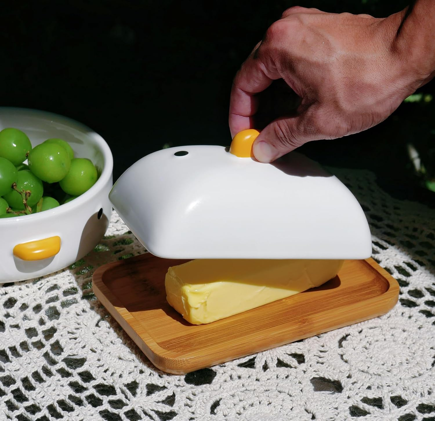 PURROOM Cute Duck Butter Dishes, Bamboo & Porcelain, White, 7" X 4.7" with Ceramic Lid image number 2