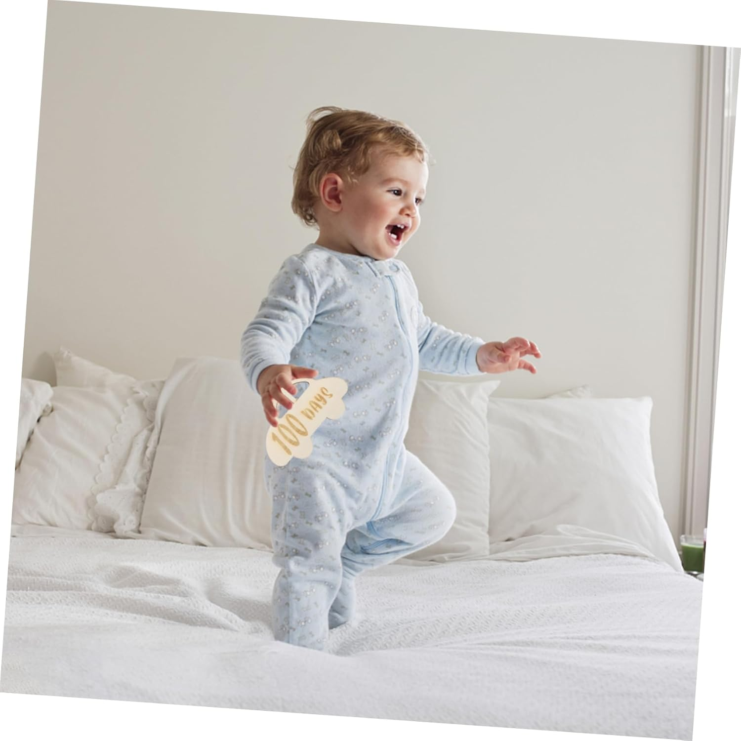 Jojofuny Wooden Milestone Cards Days Growth Record Photo Props Milestone Signs for Newborns Cozy Home Decor Showers