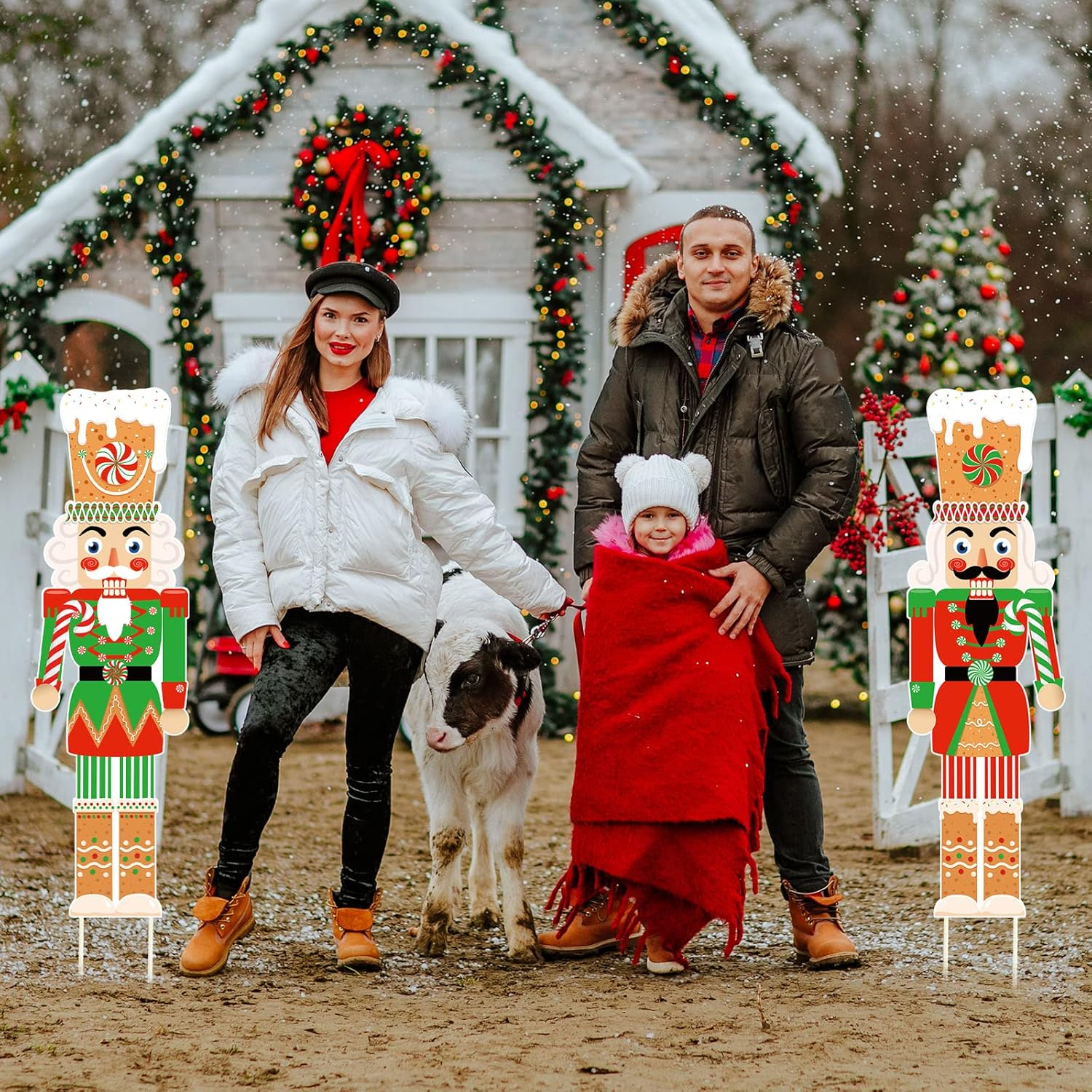 Capoda 2 Pcs Classic Multicolor Plastic Nutcracker Christmas Yard Signs, 39 X 13 Inches, Includes 16 Plastic Stakes image number 2