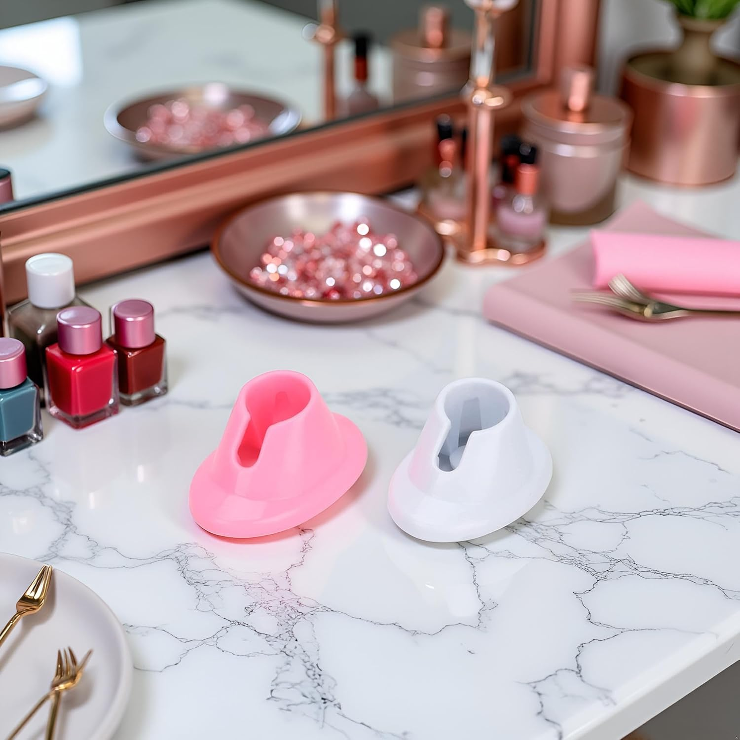 Jjlfresheners 2Pcs Soft Rubber Nail Polish Bottle Holder Nail Polish Stand Anti-Spill Nail Art Organizer Display Manicure Tools for Nail Art Salon Professional Design Nail Art and Polish image number 3