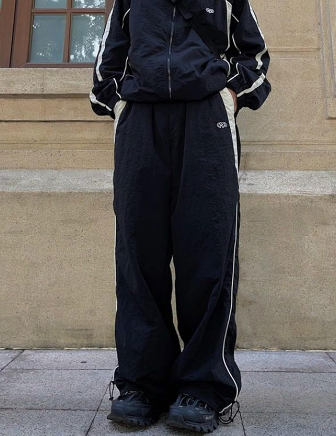 FCOOLYEET Mens Y2K Sweatpants Baggy Track Pants Streetwear Pants Harajuku Joggers Wide Leg Parachute Pants for Men image number 2