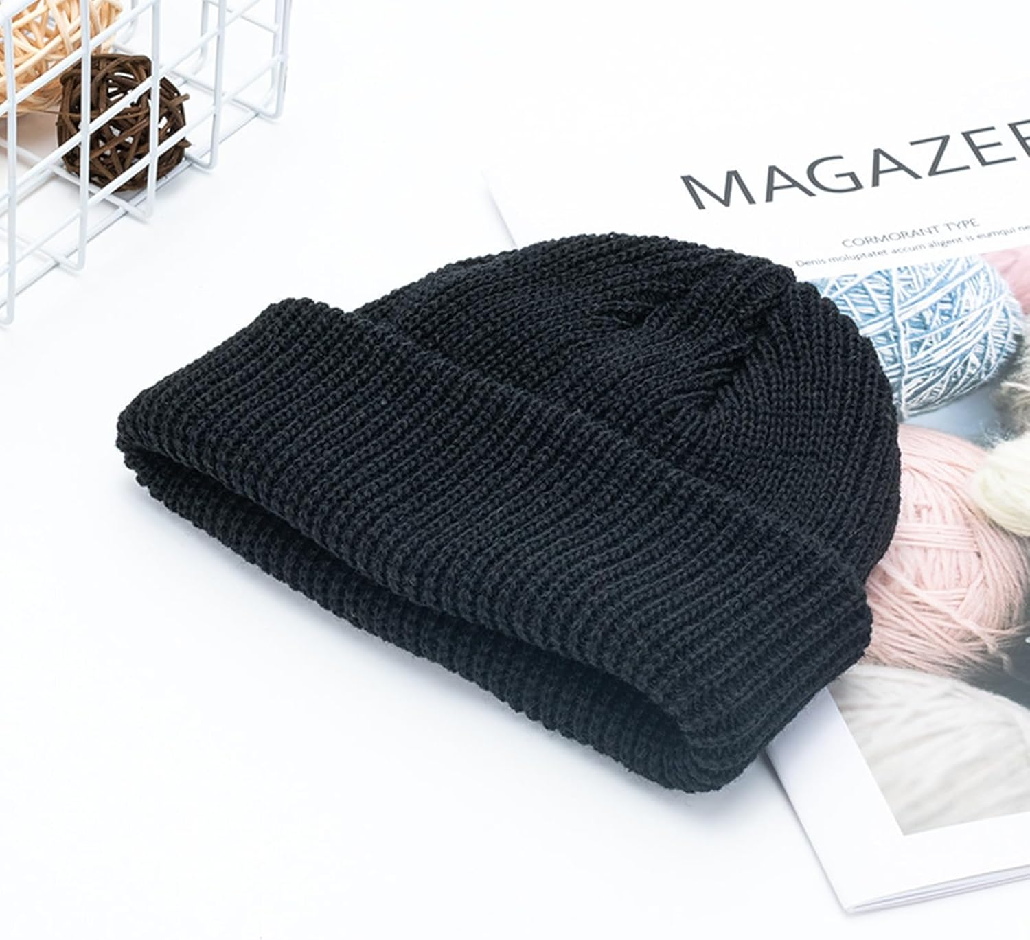 Sakaguro 2 Packs Beanie Hats for Men Women Warm Winter Hats Outdoor Warm Hat - Black, White image number 7