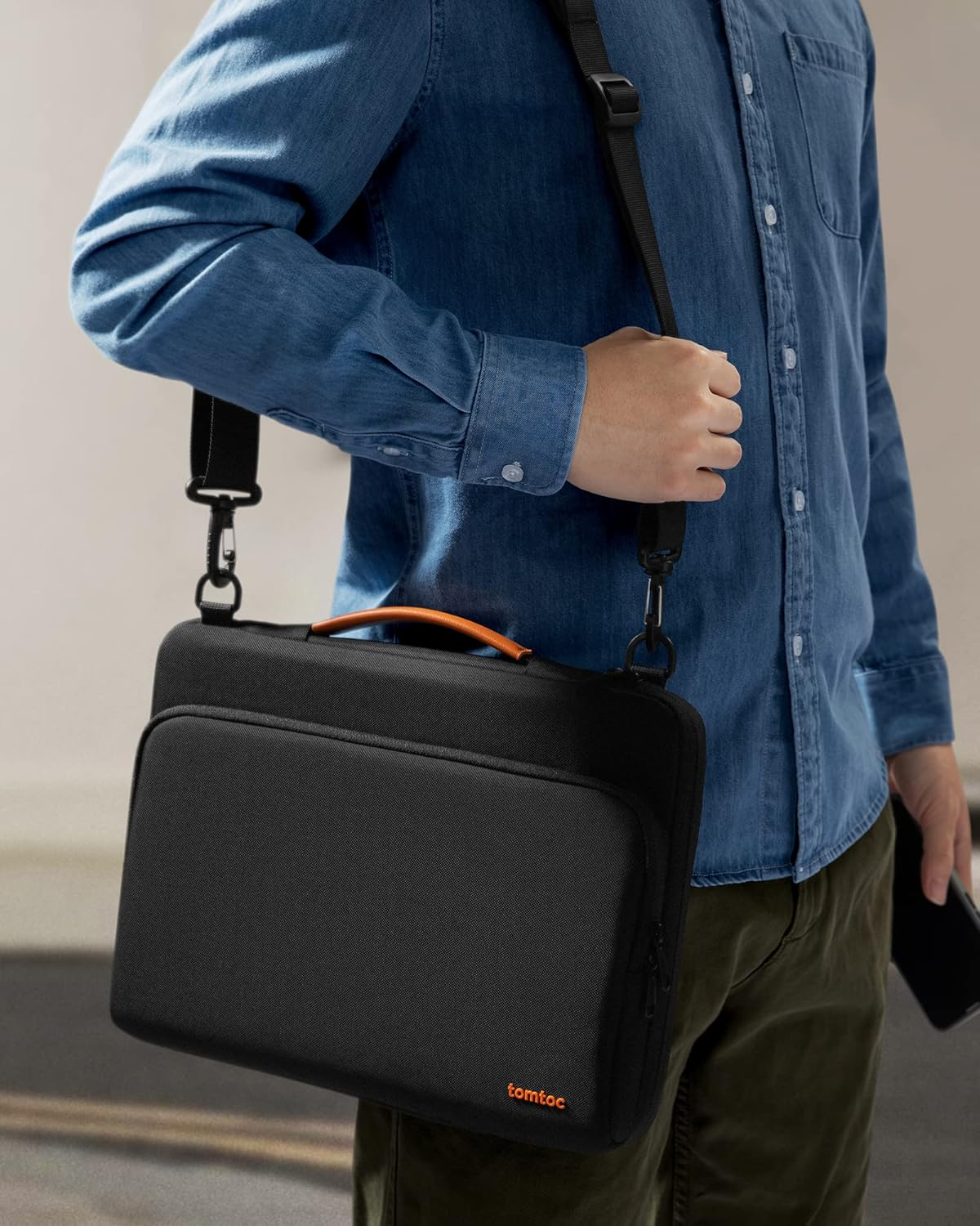Tomtoc 360 Protective Laptop Shoulder Bag for 13-Inch Macbook Air M4/A3240, M3/A3113, M2/A2681, M1/A2337, 13-Inch Macbook Pro M2/A2686 M1/A2337, Water-Resistant Laptop Accessory Carrying Case Sleeve