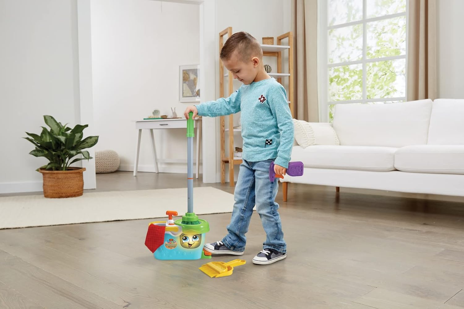 Leapfrog Clean Sweep Mop & Bucket - Role Play Toy - 615803 - Multicoloured image number 4