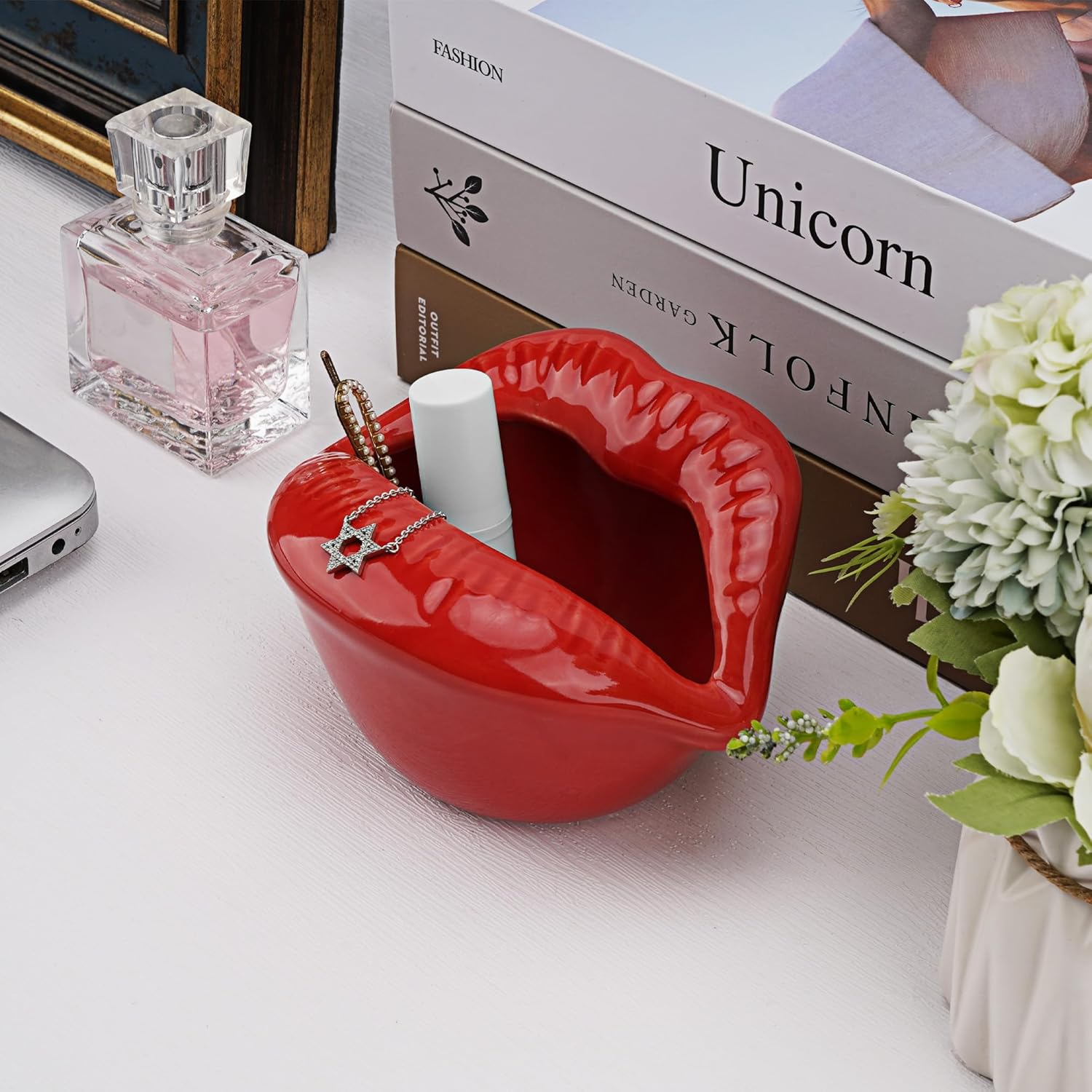 Biiange Ceramic Red Lips Lipstick Ring Holder, Lip Ceramic Holder, Suitable for Storing Cosmetics, Hair Clips, Jewelry as Gifts for Women, Birthdays, and Valentine'S Day (Red) image number 1