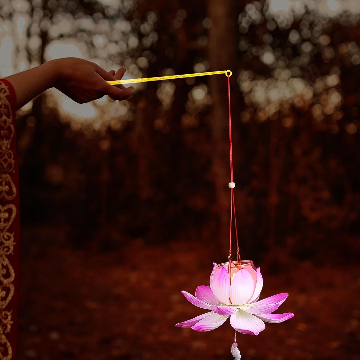 PLAFOPE DIY Lotus Lantern Making Kit for Purple Small Handheld Festival Lantern Craft Supplies Traditional Mid-Autumn Decoration and Party Outdoor Lighting image number 2
