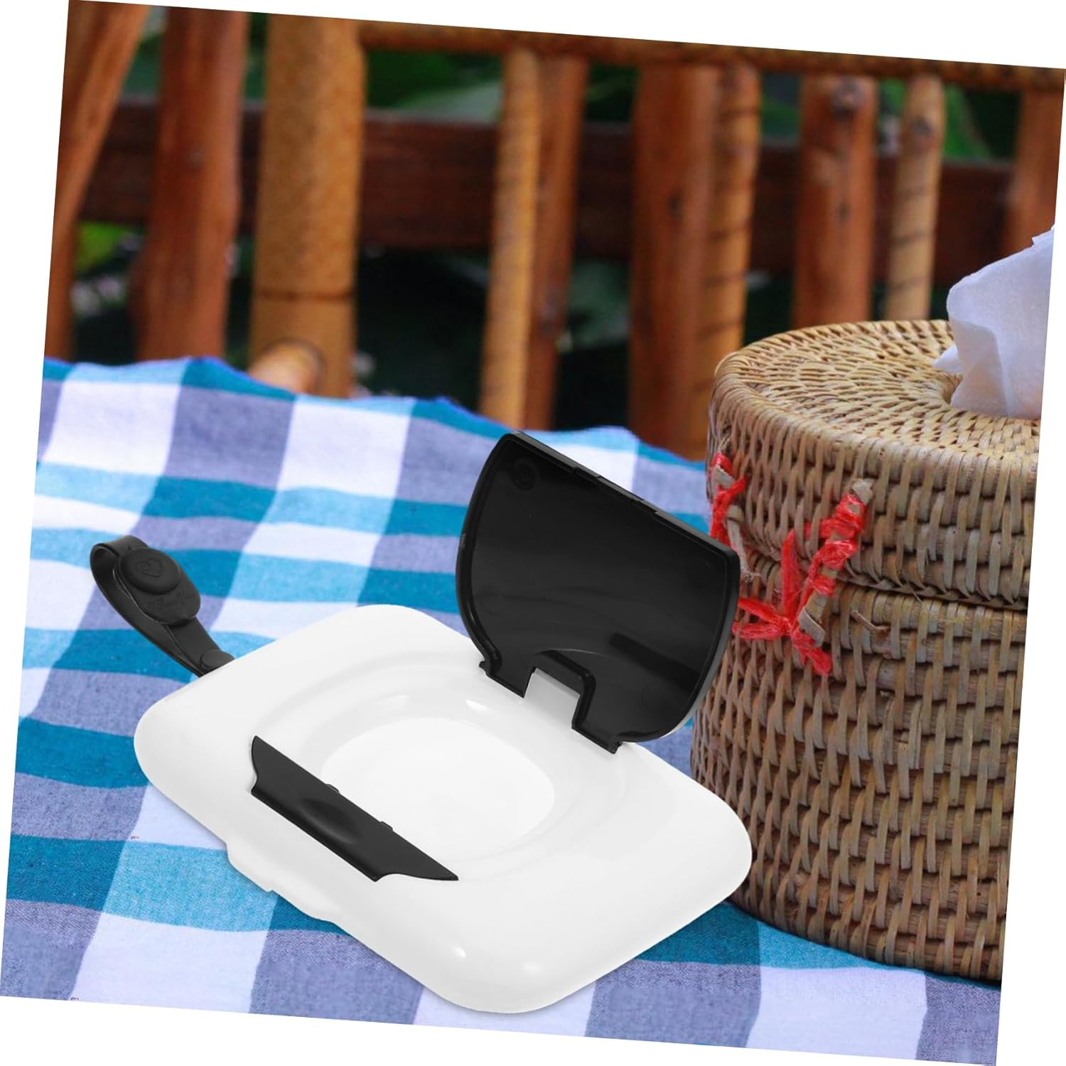 2Pcs Travel Wipes Case Wipes Dispenser Box Portable Tissue Holder for Car Airtight Container Pp Material Easy to Carry image number 4