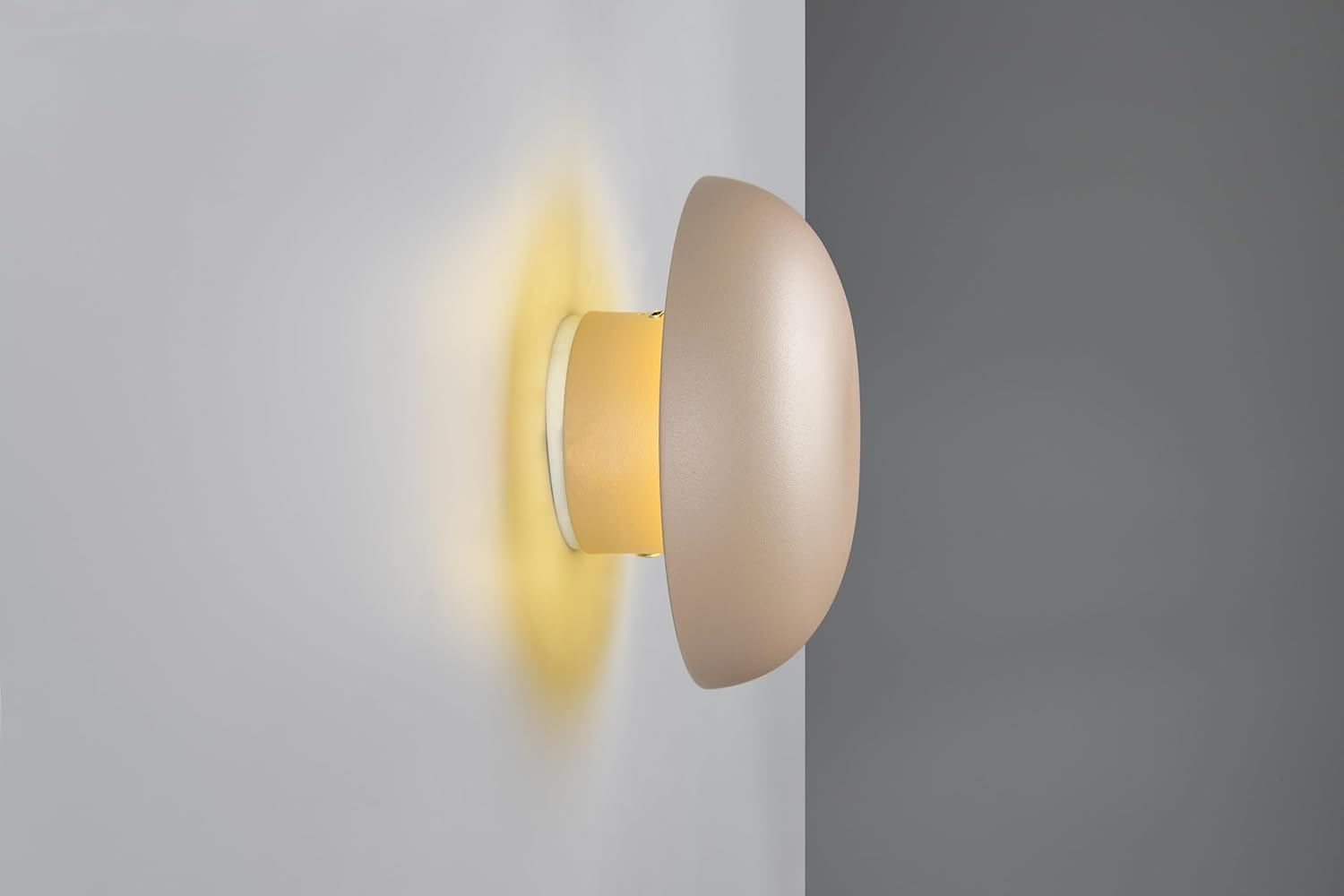 Reality Leuchten Davey R24431143 LED Battery-Powered Wall Light Metal Warm Beige with 1.5 Watt LED, 4-Way Touch image number 4