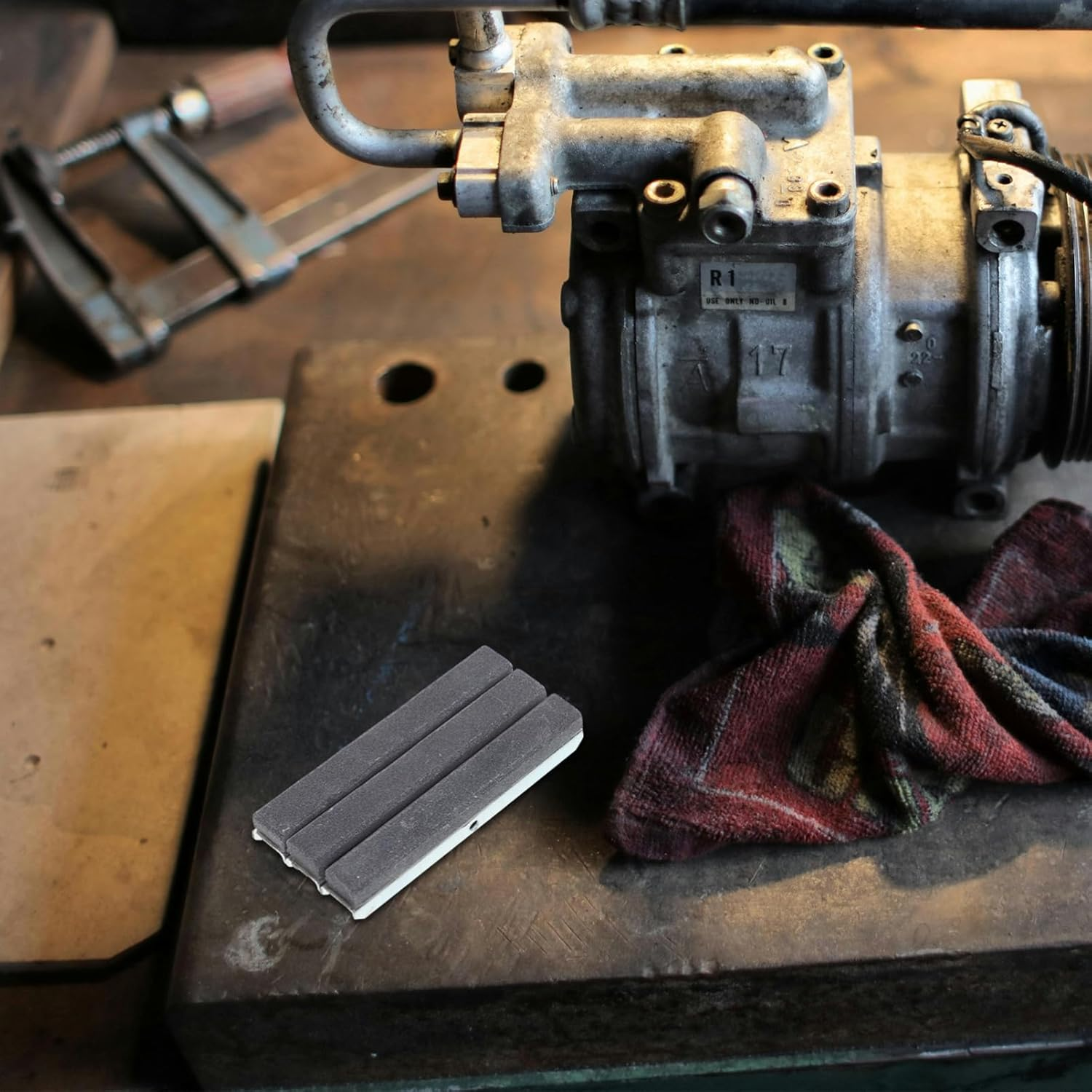 NOLITOY 3Pcs Engine Cylinder Replacement Stones Cylinder Automotive Tools Replacement Screws image number 4