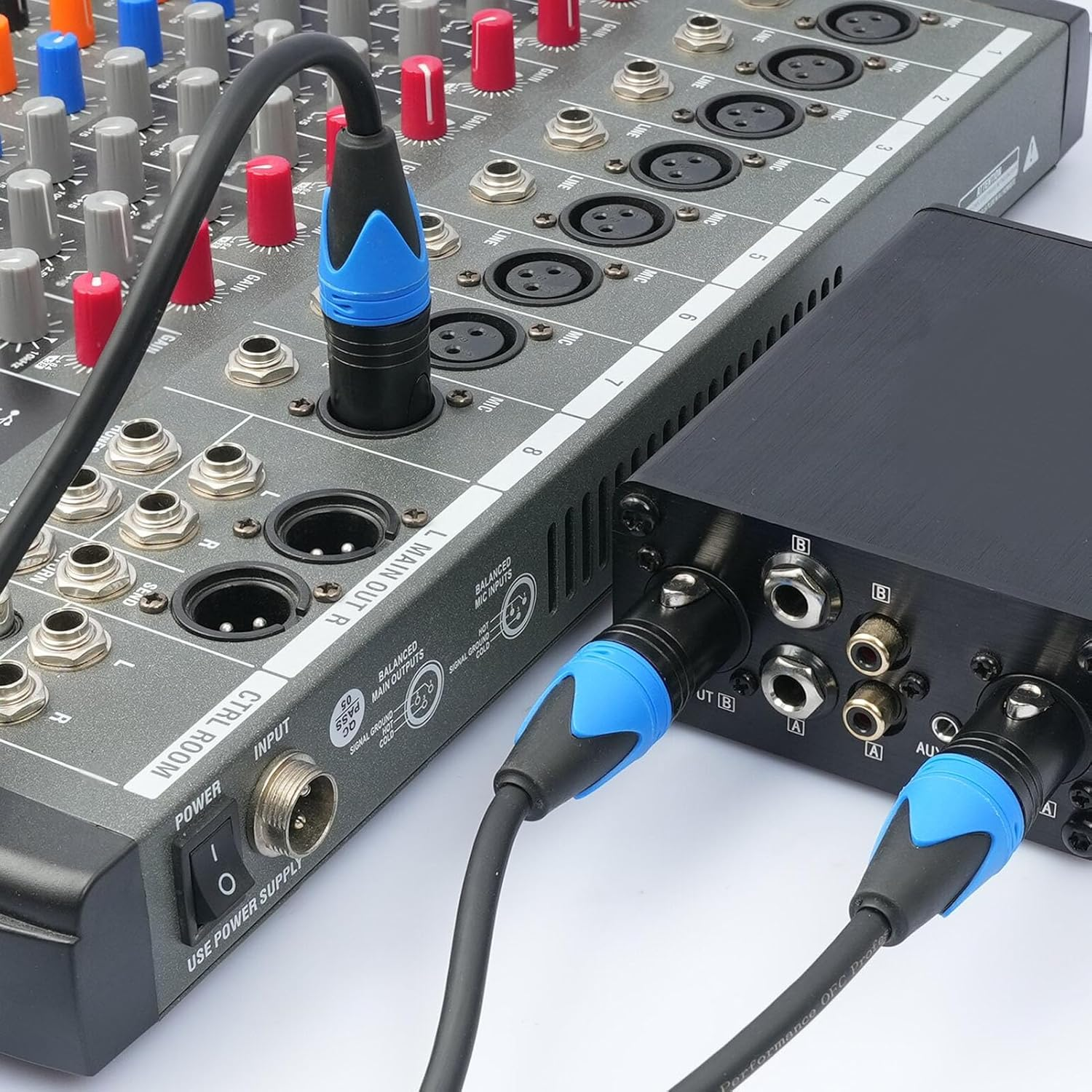 XLR Splitter Cable, XLR Male to Dual XLR Female Y Splitter 3 Pin Balanced Microphone Cable, XLR Y Splitter Cable 2 Female to 1 Male, 60Cm/1.96Ft image number 5