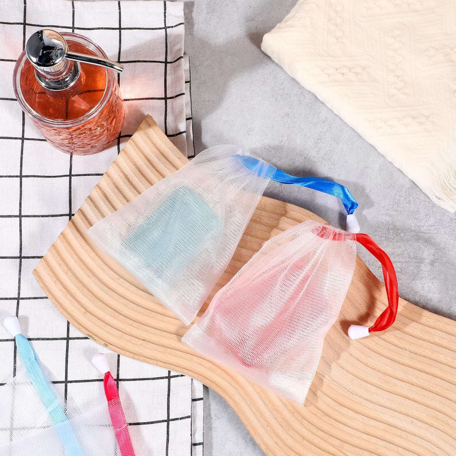 200 Pcs Soap Bag Handmade Bubble Mesh Bags Exfoliating Soap Pouch with Drawstring for Foaming and Drying Soft for Shower Body Facial Cleaning Tool Easy to Bubble and Store image number 1