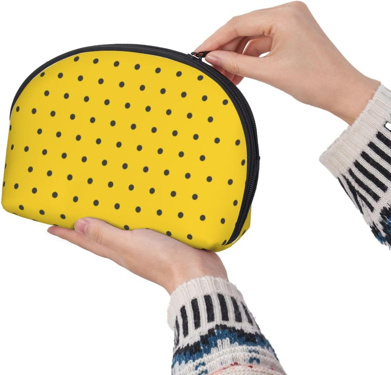 Cozimangoe Coin Pouch Makeup Bags Set, 2 Piece Shell Shape Cosmetic Bag with Pockets for Daily Travel Handbag Lipstick Keys Toiletry, Personalized Black Polka Dots Yellow Background image number 5