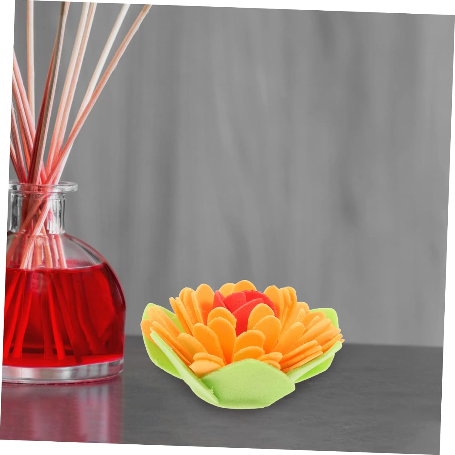 Amosfun 50Pcs Mini Aromatherapy Flower Diffuser Heads Yellow Pe Foam Essential Oil Diffusers for Desk Air Freshener for Bathroom and Office Use image number 5