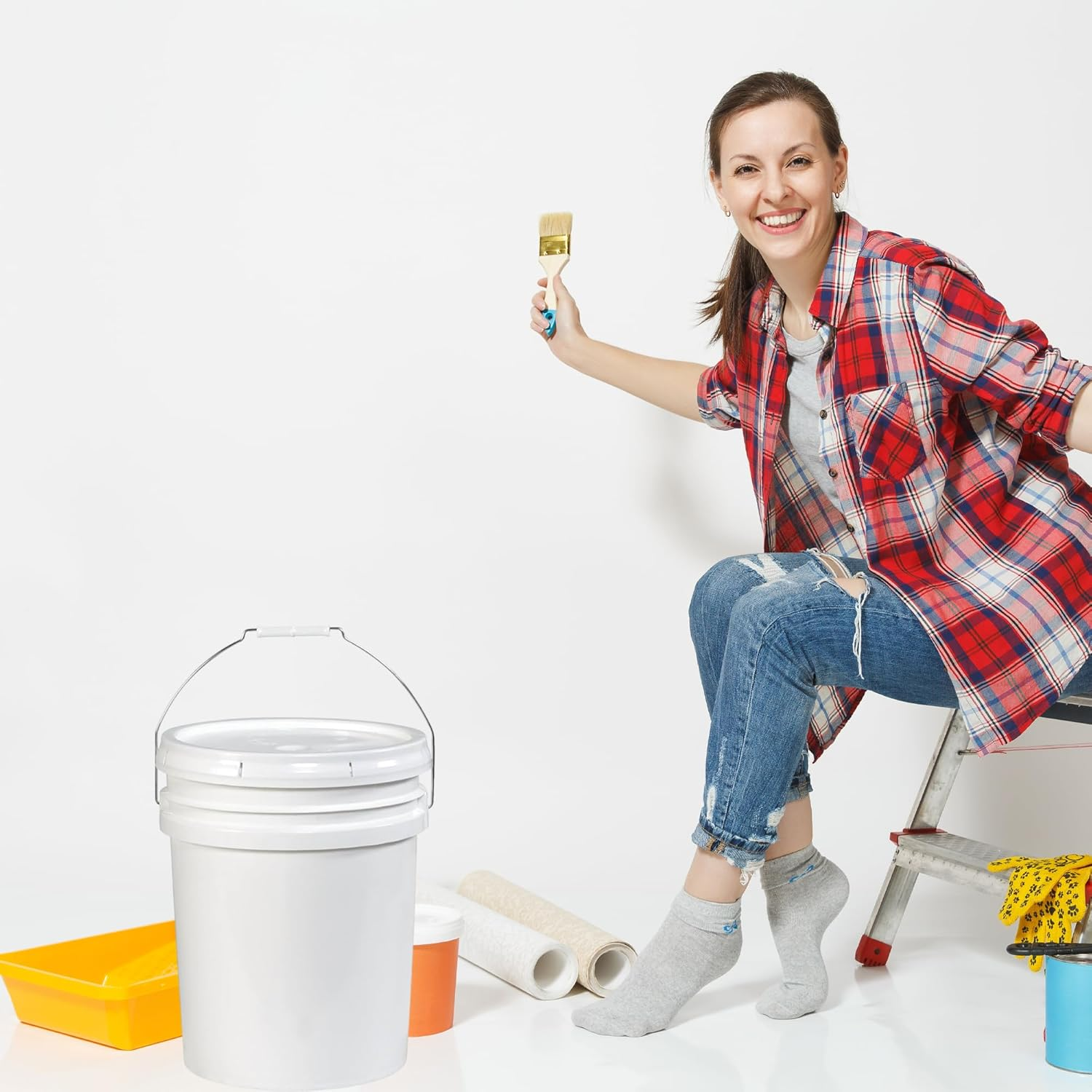 Empty Paint Buckets 5 Pack with Lids &ndash; 20L White Plastic PP Storage Containers with Secure Seal &ndash; Durable Heavy-Duty Buckets for Paint, Adhesives, Chemicals, Feed & Multi-Purpose Use