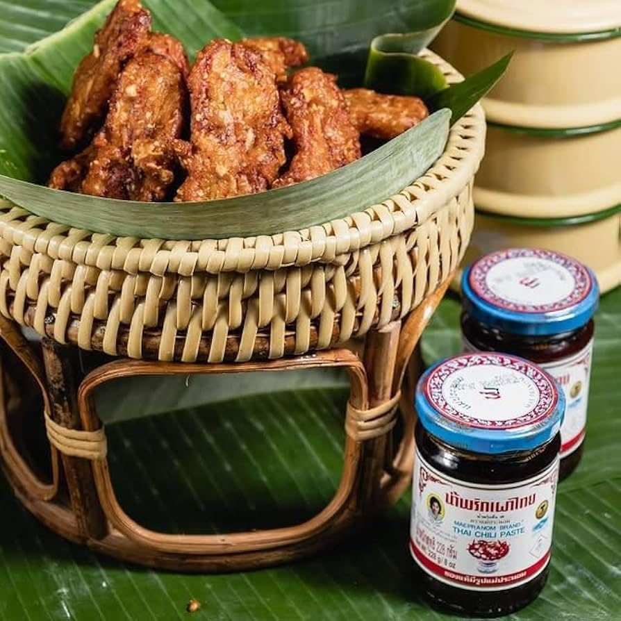 Mae Pranom Thai Chilli Paste Shrimp Flavour 228 G image number 1