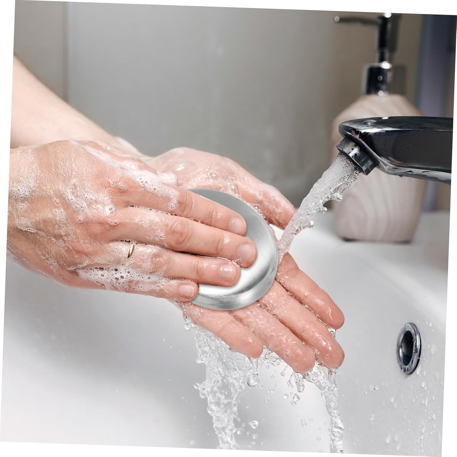 MINAOLULUS Stainless Steel Soap Bar Odor Remover Convenient Metal Soap for Home and Cooking Small Odor Absorber for Kitchen and Bathroom Use image number 4