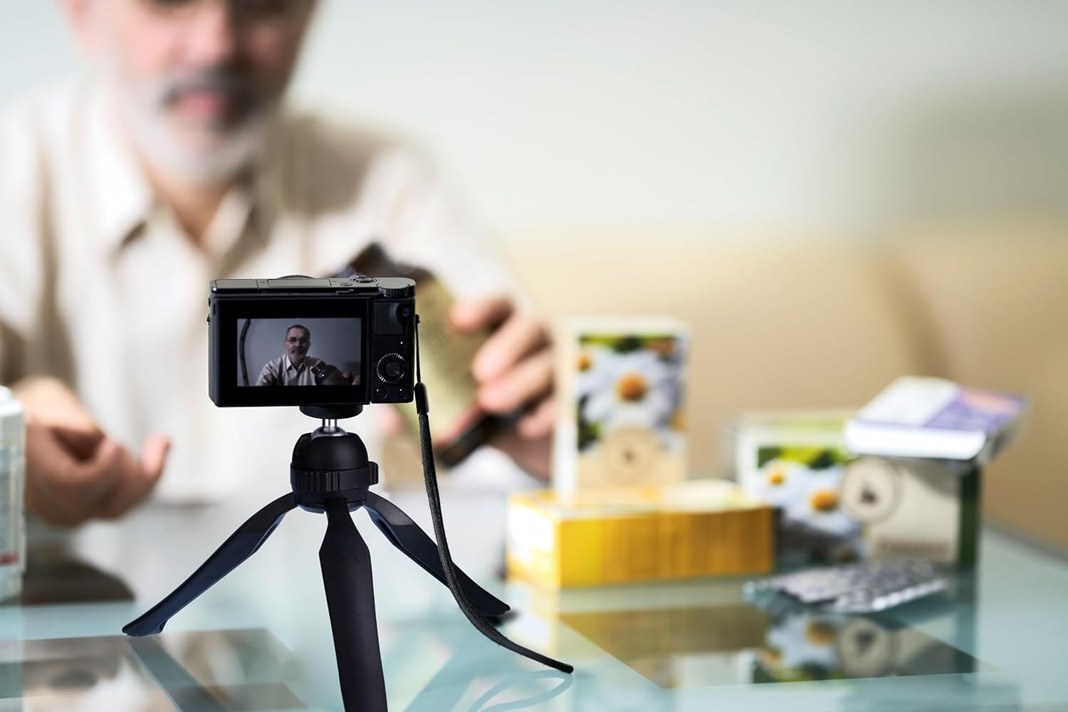 Table Top Foldable Tripod Adjustable Ball Joint for Camera, Video Camcorder, Mobile Phone, Action Cameras - Iphone/Android, Suitable for Selfie/Video Recording/Video/Live image number 3