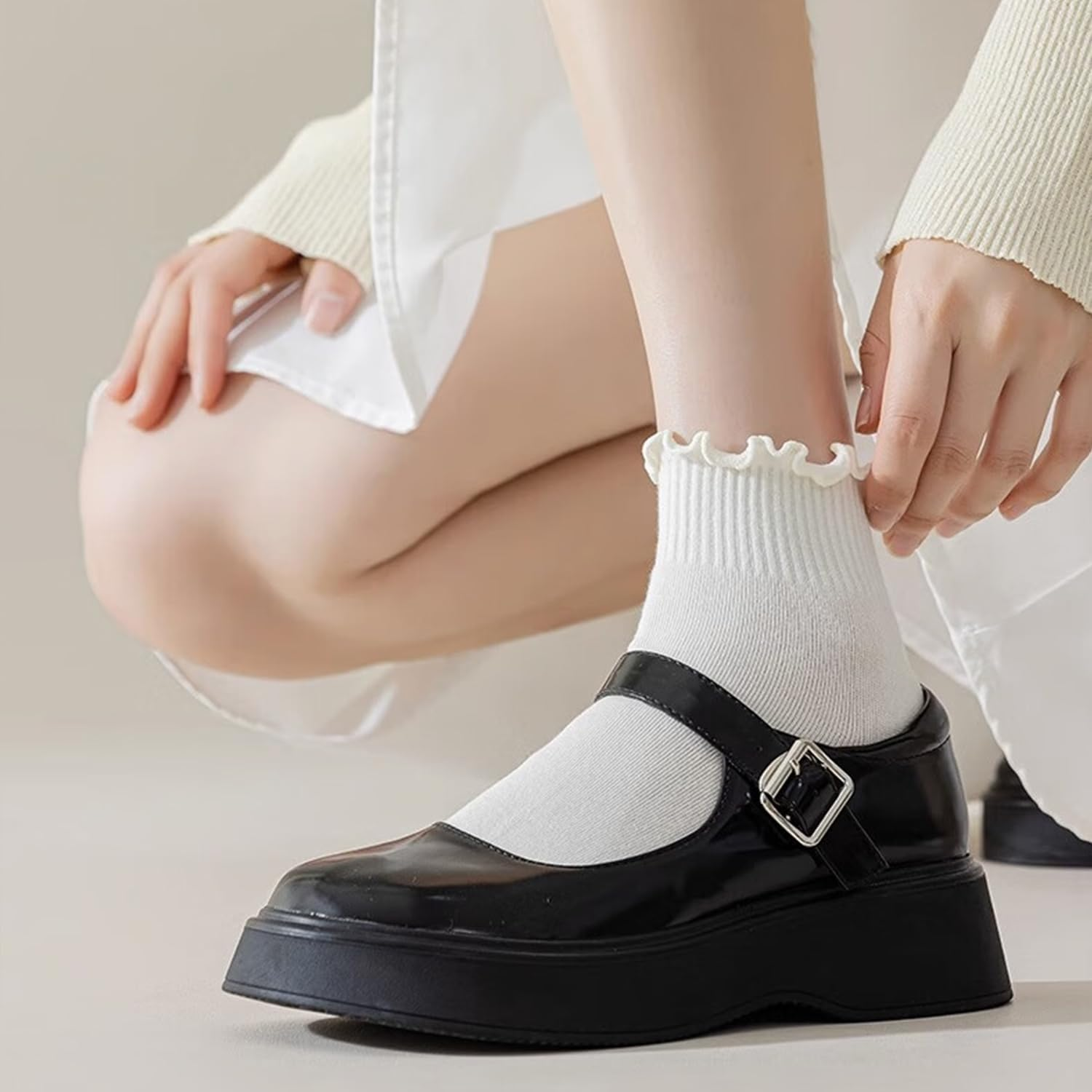 6 Pairs Womens Ruffle Socks,H HOME-MART Ruffle Turn-Cuff Casual Ankle Frilly Socks White Crew Socks Women Breathable Cool image number 5