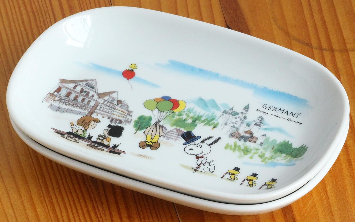 Shimizutougyou 3870067 Snoopy Oval Plate, Germany & Mexico, 2 Pattern Set, Plate image number 2