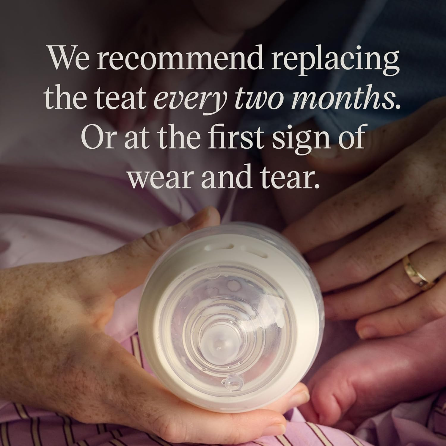 Tommee Tippee Natural Start Baby Bottle Teats, Pack of 2 Extra-Slow Flow Teats, for 0M+, Breast-Like for a Natural Latch, Anti-Colic Valve, Soft Silicone