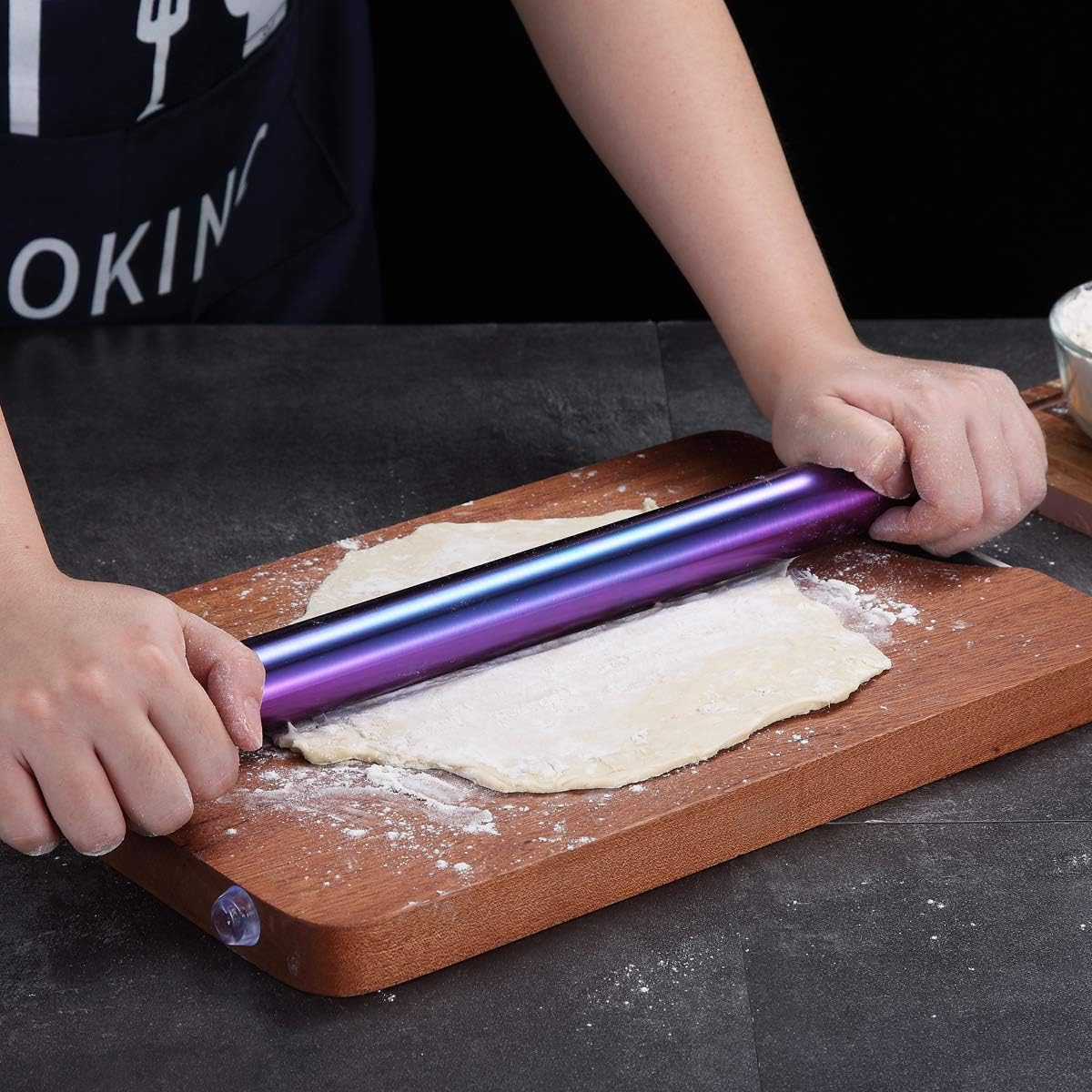 Berglander Rainbow Rolling Pin, 16.7 Inches Stainless Steel Colorful Matte Finish with Rainbow Titanium Plating Rolling Pin for Baking Pizza Dough, Pie, Cookie, Gift Ideas for Bakers. image number 3