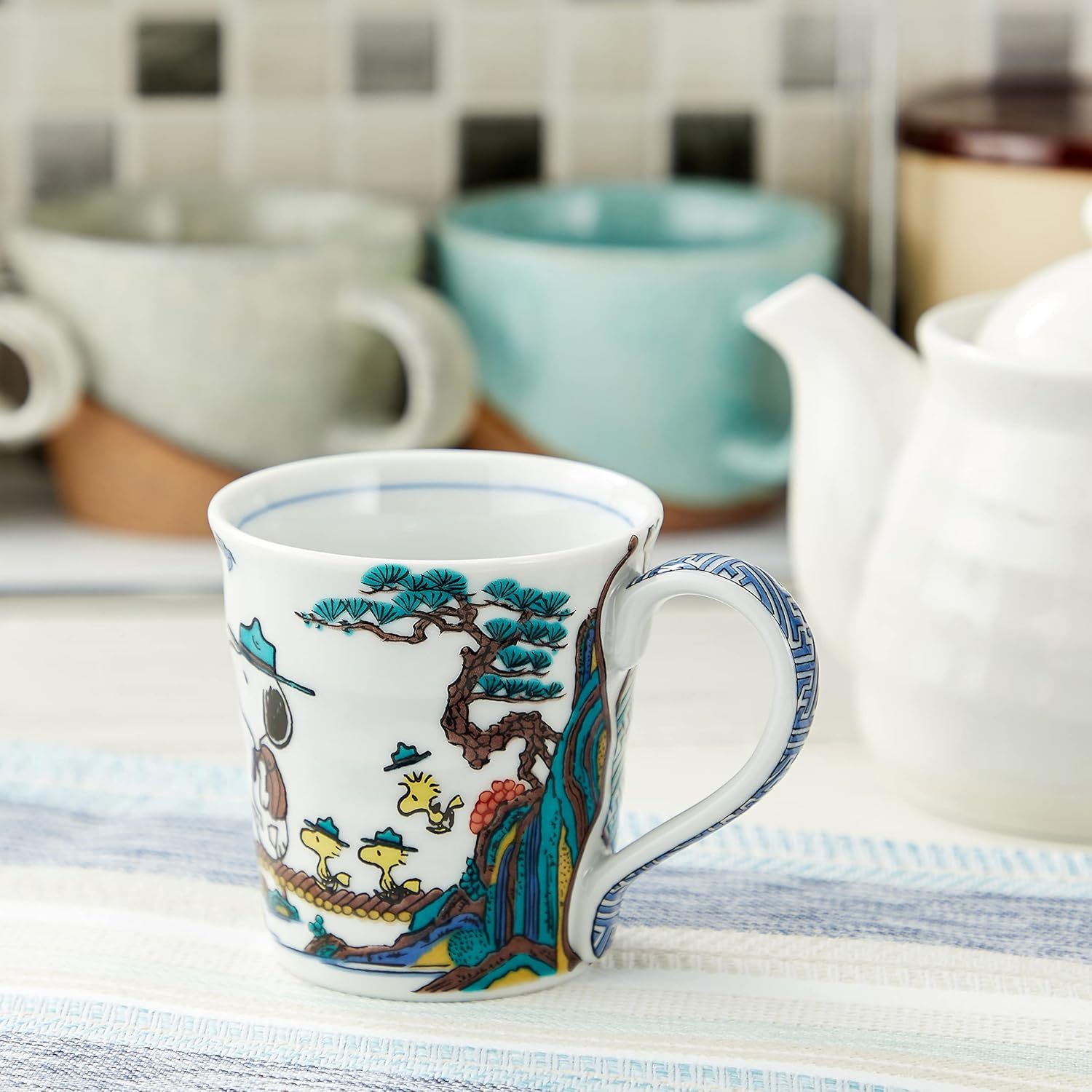 Peanut Kutani Ware Mug, 10.1 Fl Oz (300 Ml), Sansui image number 1