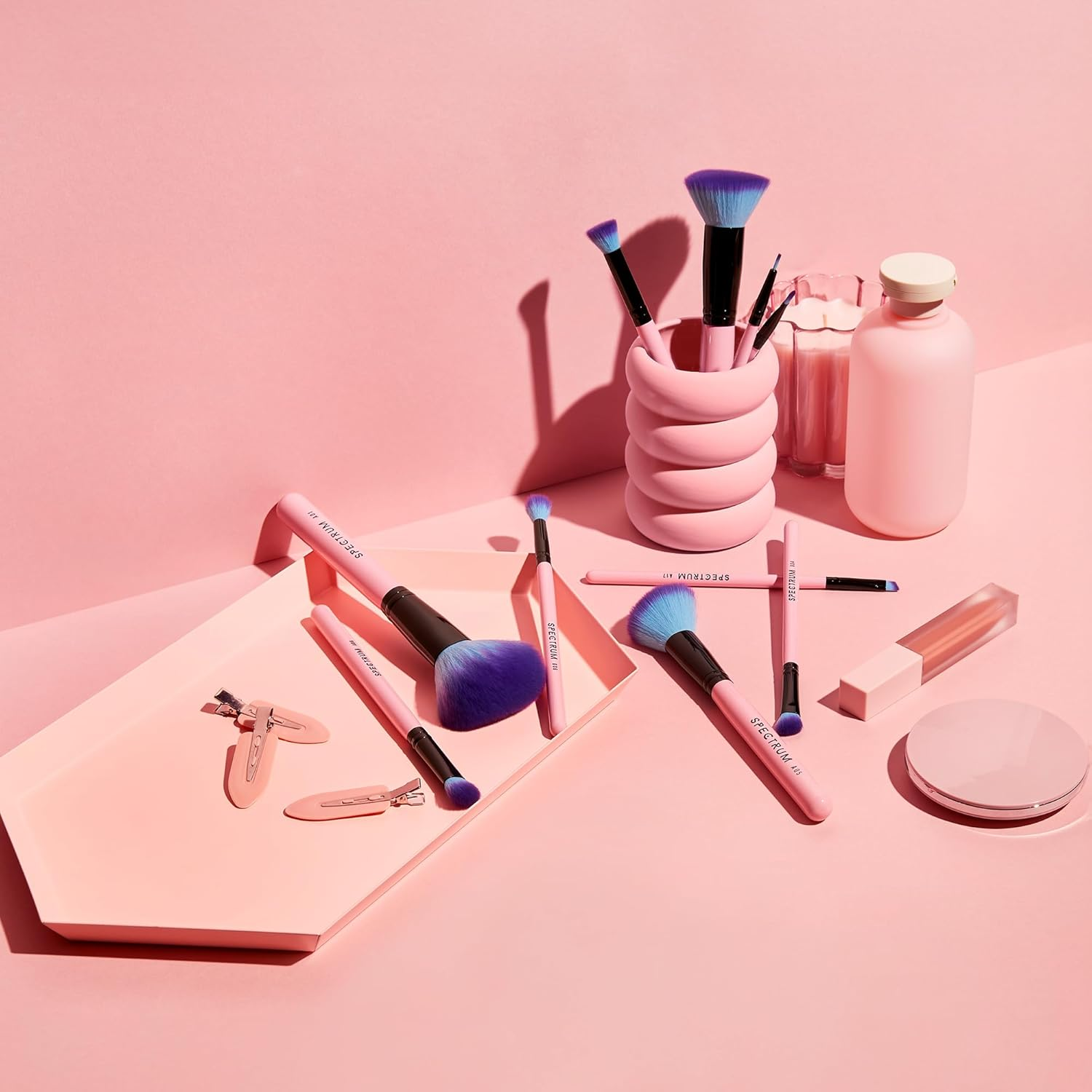 Spectrum Collections Essential Make up Brushes, Spectrum Makeup Brushes Set Including Face Brushes and Eye Brushes with Soft Synthetic Bristles, Signature Pink 10 Piece Makeup Brush Set image number 3