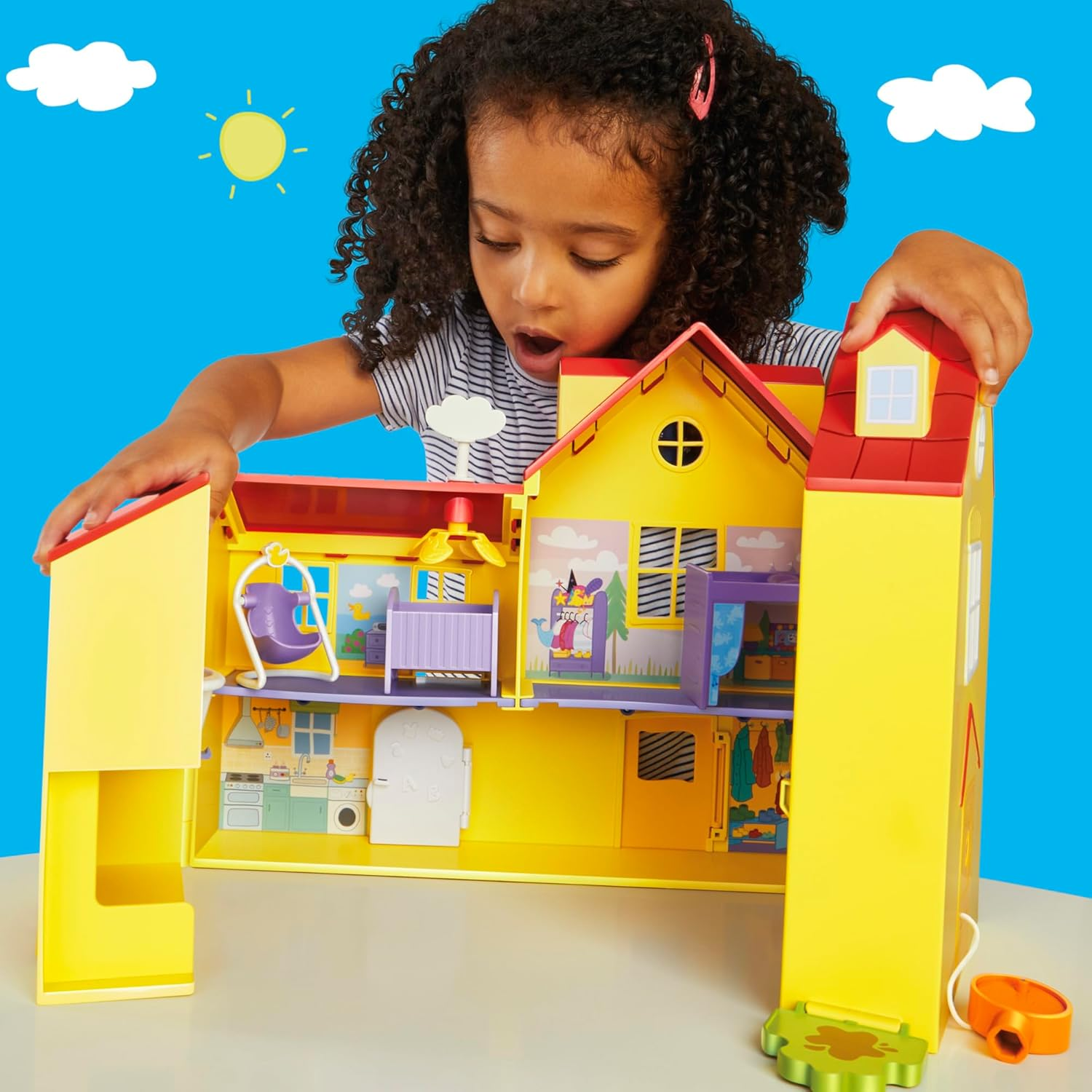 Peppa Pig Peppa'S Big Family House Playset with 3 Figures, 11 Accessories, 2025 Version with Baby Evie, Preschool Toys for Girls and Boys 3 and Up image number 5