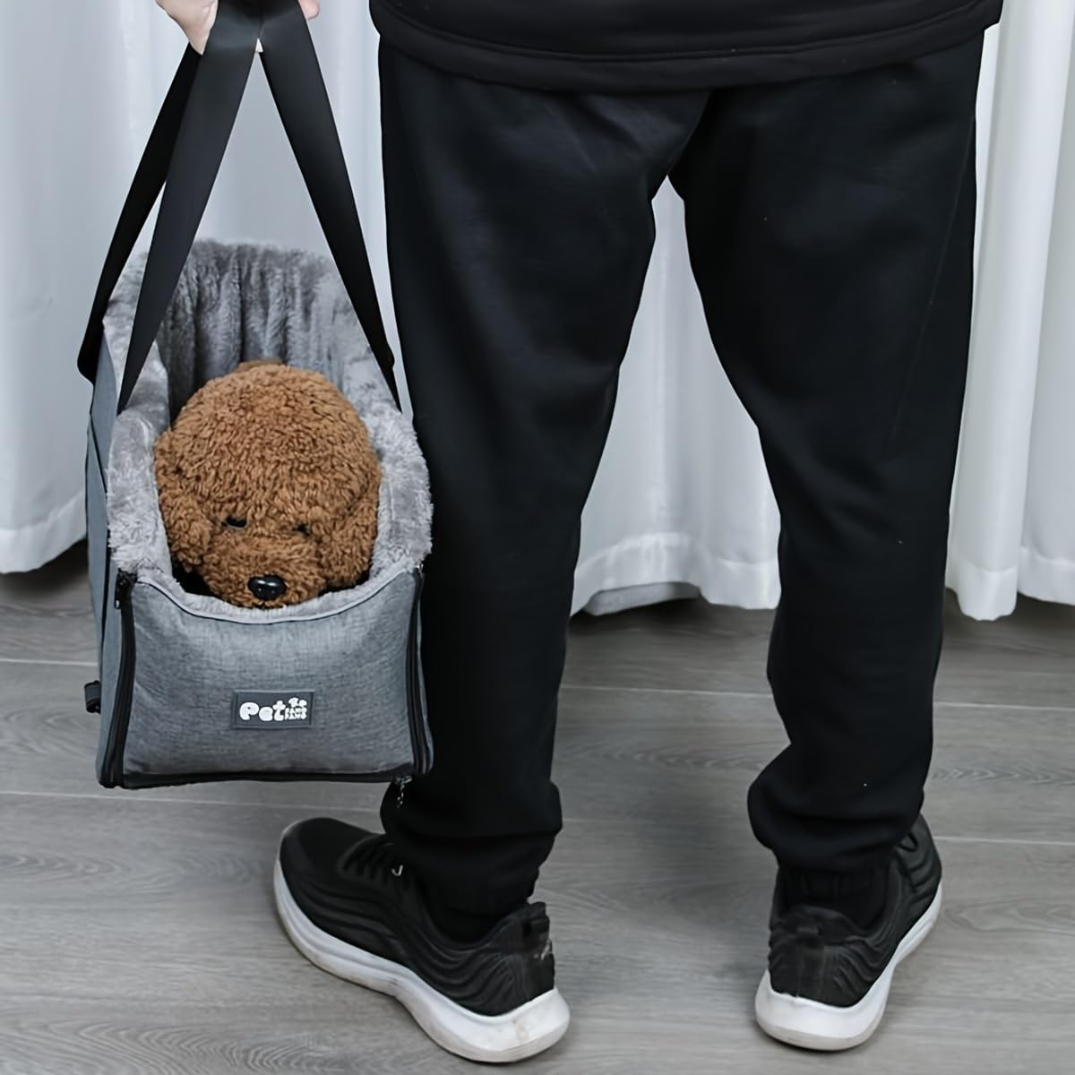 1Pc Dog Console Car Seat, Travel Bags for Dogs Cats, Portable Dog Booster Seat, Pet Going Out Handbag image number 4