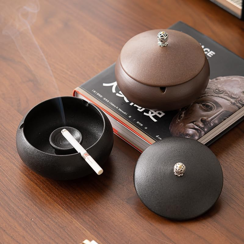 Handmade Ceramic Ashtray with Lid, Windproof Ash Tray, Office and Outdoor Decoration (Black) image number 1